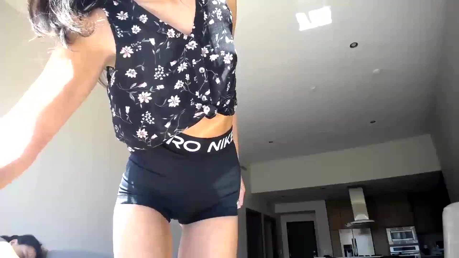 Gallery image thumbnail from BDay_Minnie's myfreecams stream on, 09/26/2023, 19:23 image 20 of 20