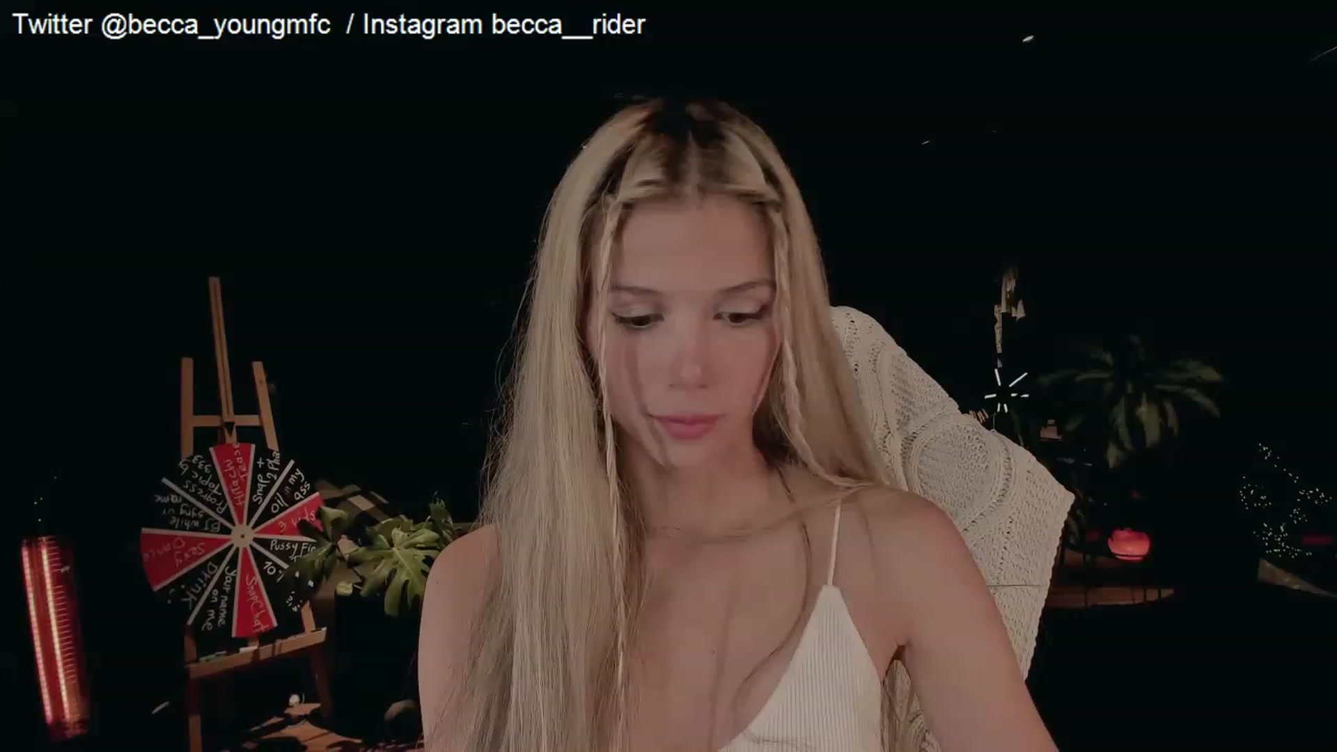 Gallery image thumbnail from BECCA_RIDER's myfreecams stream on, 12/16/2022, 02:29 image 15 of 20