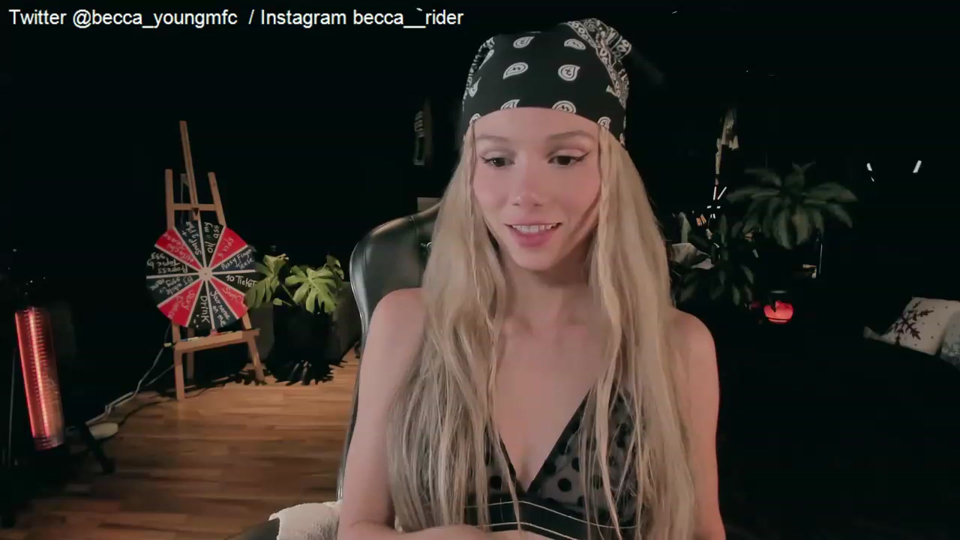 Gallery image thumbnail from BECCA_RIDER's myfreecams stream on, 12/17/2022, 01:40 image 5 of 20