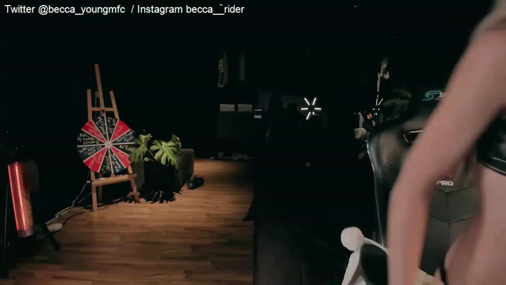 Gallery image thumbnail from BECCA_RIDER's myfreecams stream on, 12/17/2022, 01:40 image 6 of 20