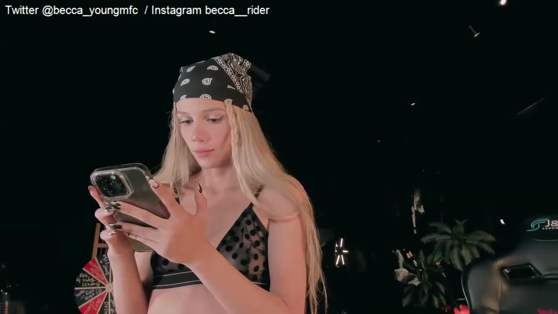 Gallery image thumbnail from BECCA_RIDER's myfreecams stream on, 12/17/2022, 02:32 image 17 of 20