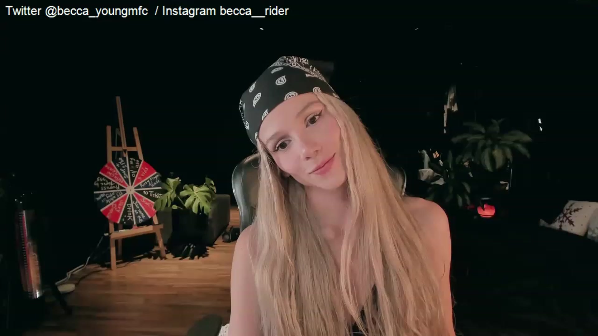 Gallery image thumbnail from BECCA_RIDER's myfreecams stream on, 12/17/2022, 02:32 image 14 of 20