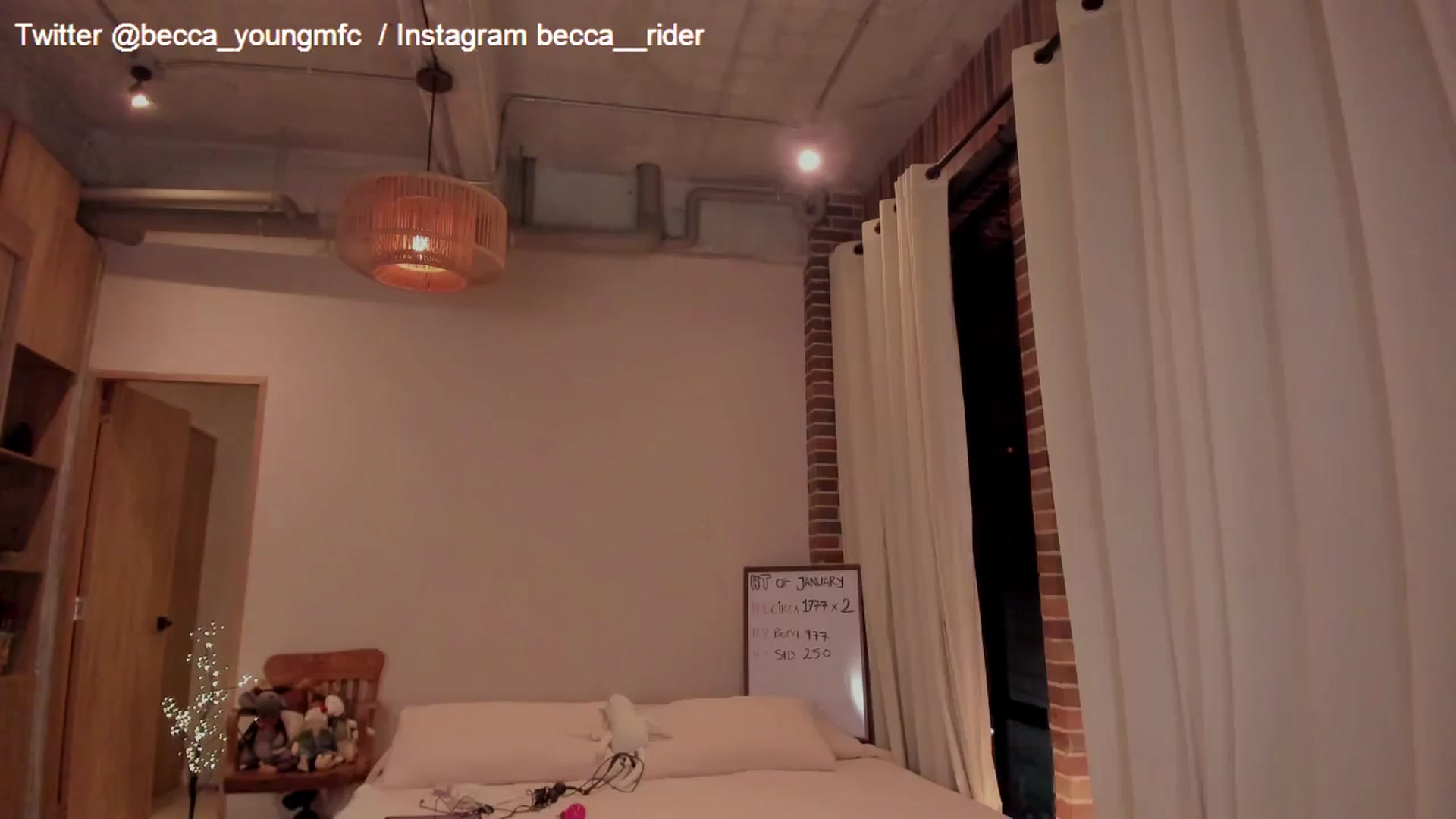 Gallery image thumbnail from BECCA_RIDER's myfreecams stream on, 01/27/2024, 05:20 image 3 of 20