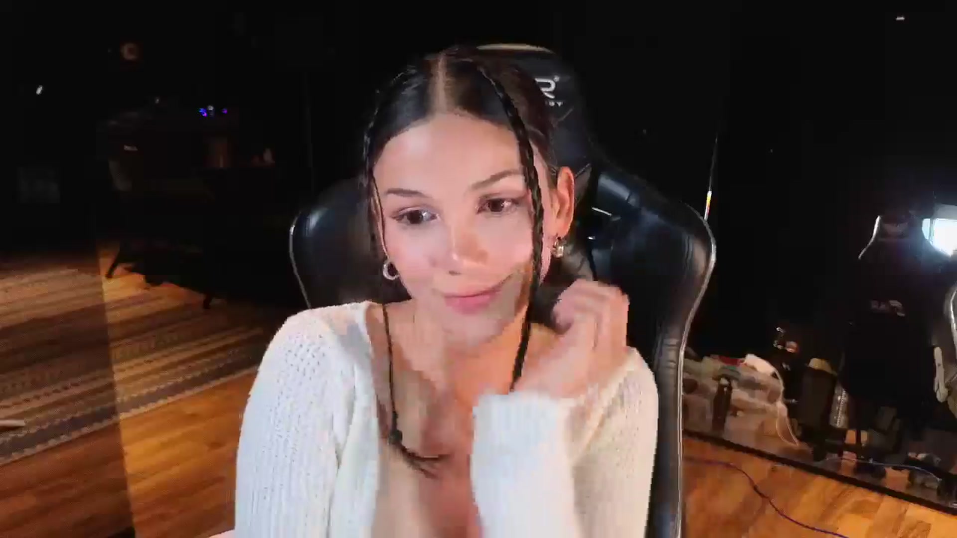 Gallery image thumbnail from BECCA_RIDER's myfreecams stream on, 03/13/2025, 02:15 image 6 of 20