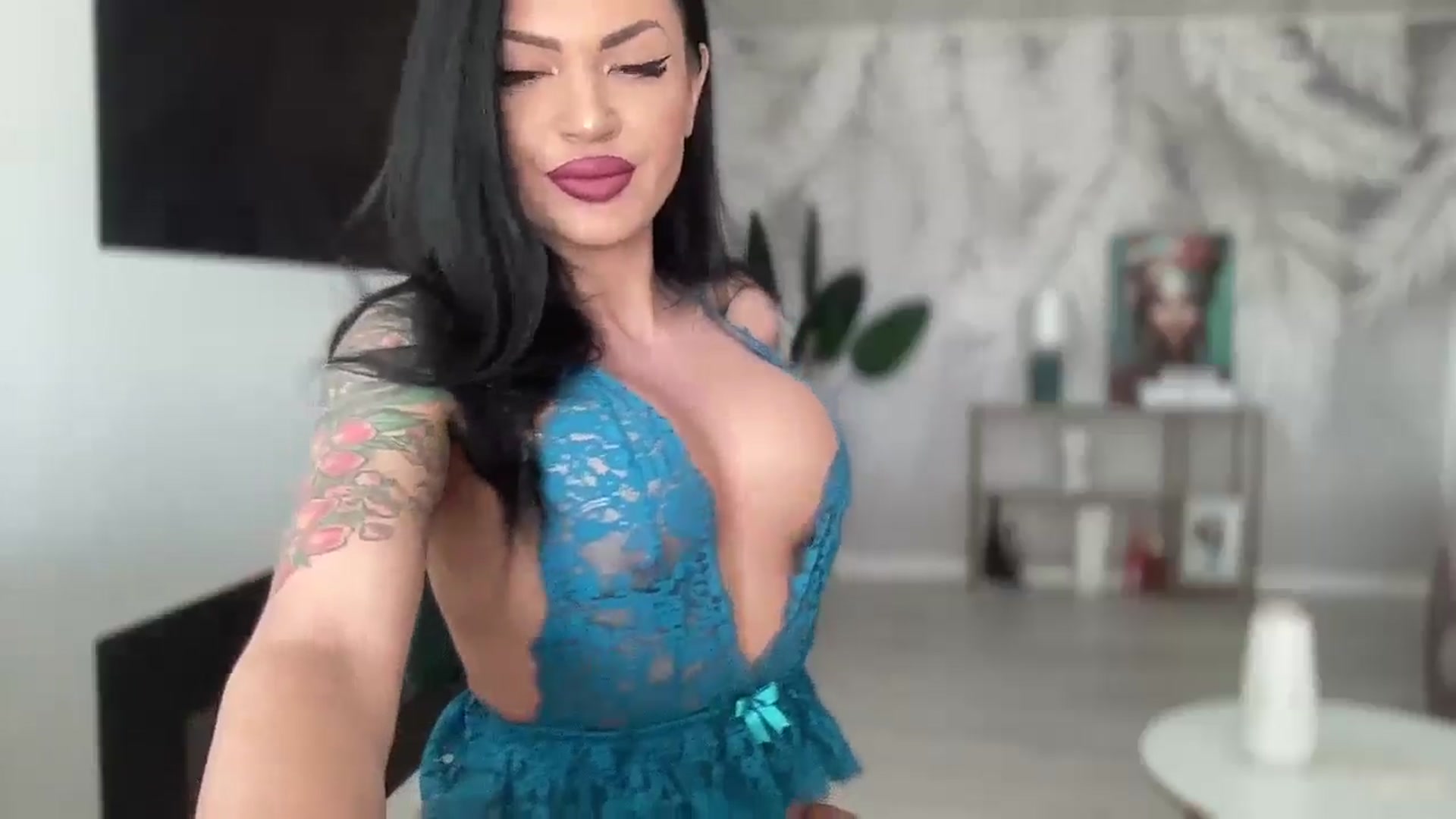 Gallery image thumbnail from BELLADIANA's myfreecams stream on, 04/23/2026, 07:07 image 15 of 20