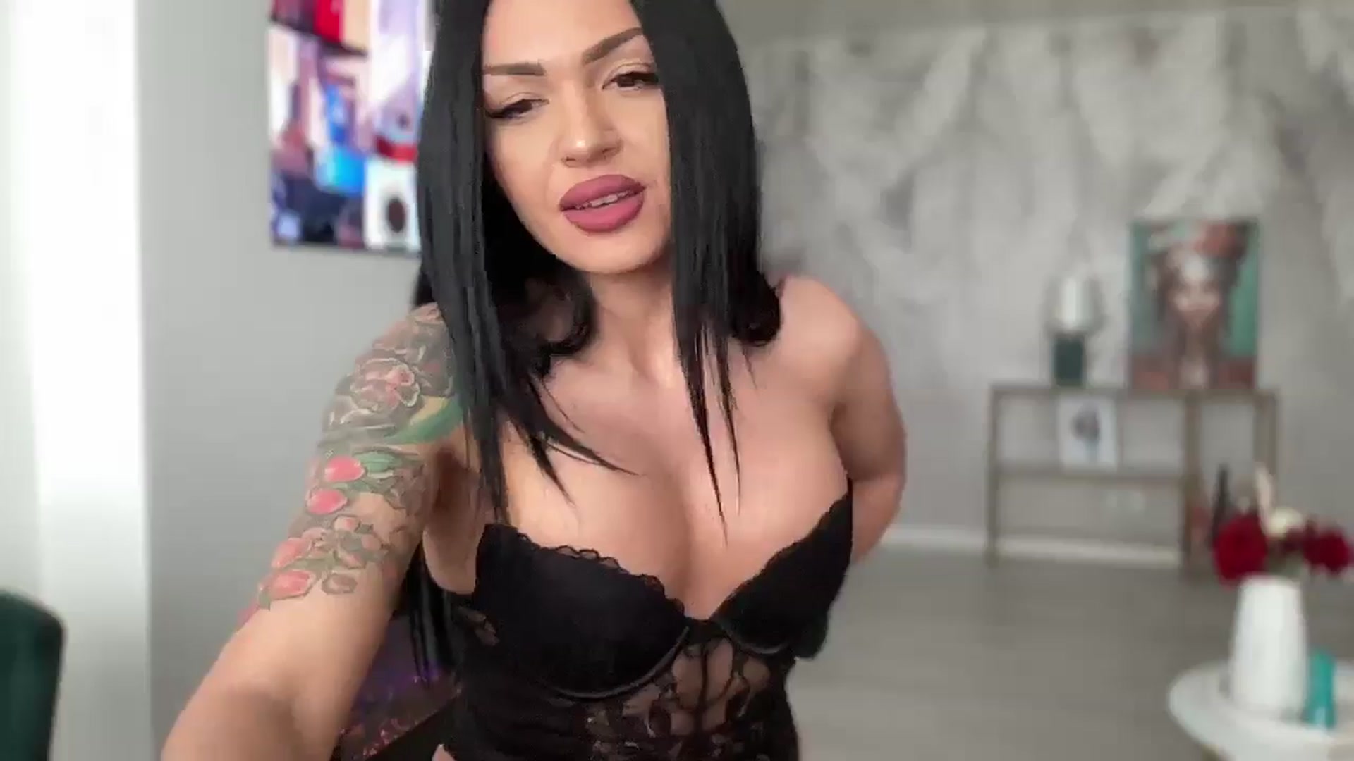 Gallery image thumbnail from BELLADIANA's myfreecams stream on, 04/30/2026, 14:33 image 12 of 20