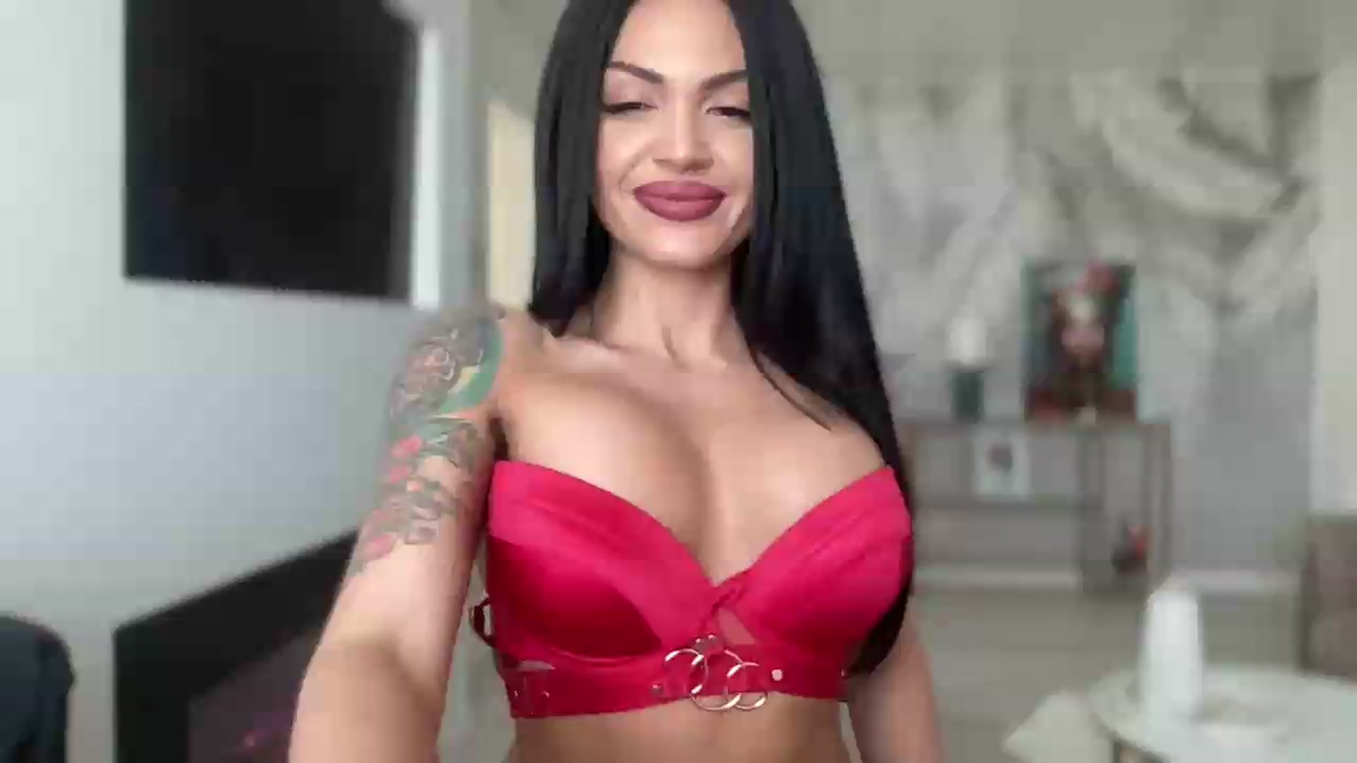 Gallery image thumbnail from BELLADIANA's myfreecams stream on, 05/15/2026, 13:51 image 7 of 20