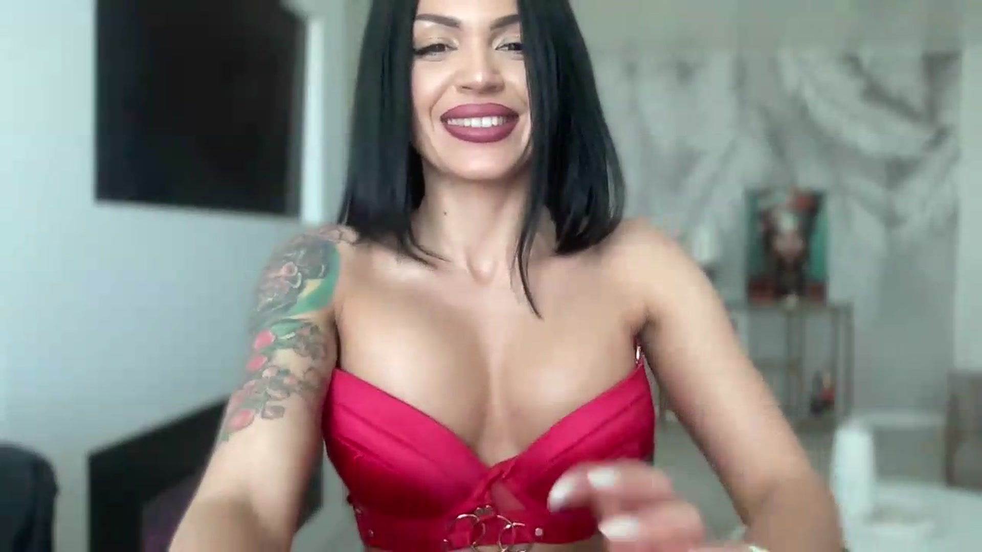 Gallery image thumbnail from BELLADIANA's myfreecams stream on, 05/15/2026, 13:51 image 4 of 20