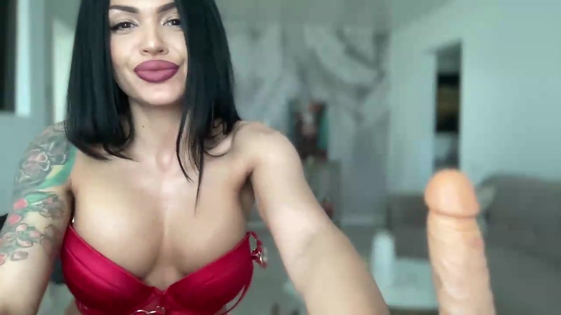 Gallery image thumbnail from BELLADIANA's myfreecams stream on, 05/15/2026, 15:04 image 13 of 20