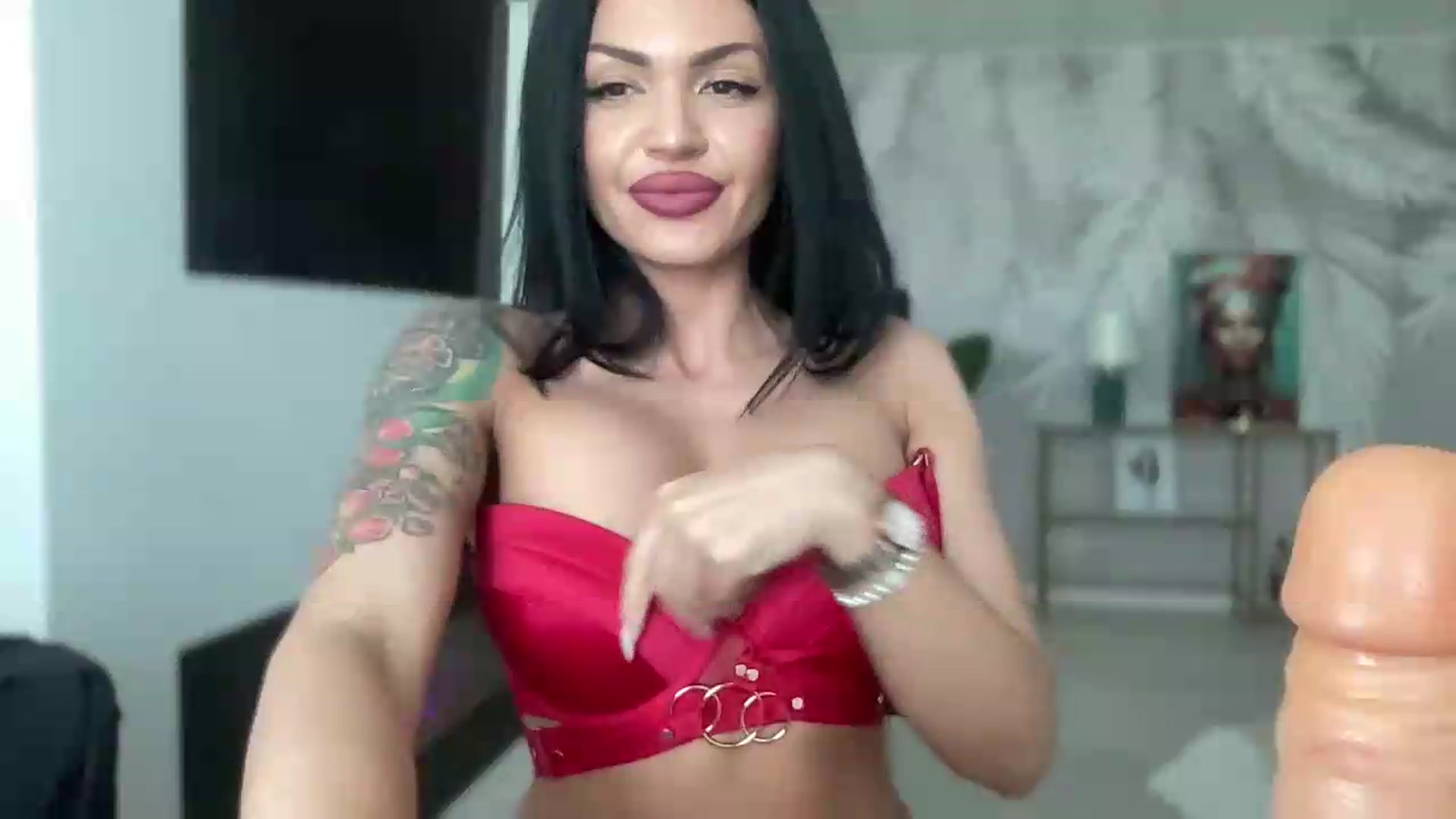 Gallery image thumbnail from BELLADIANA's myfreecams stream on, 05/15/2026, 15:04 image 11 of 20