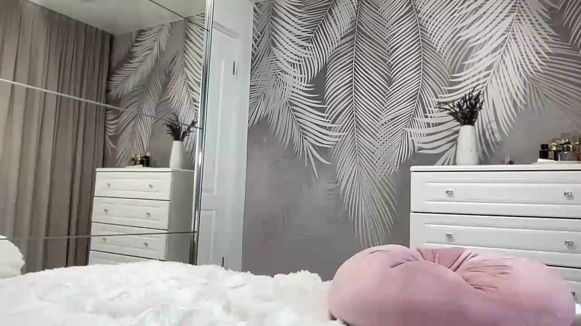 Gallery image thumbnail from BELLADIANA's myfreecams stream on, 07/03/2026, 13:11 image 7 of 20
