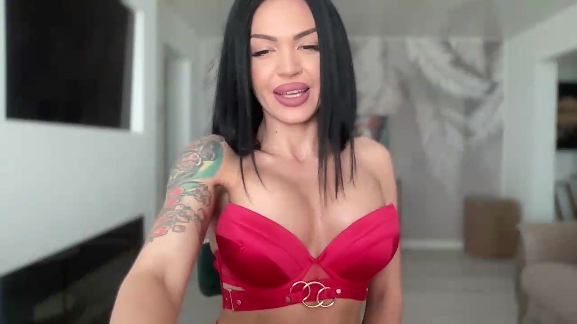 Gallery image thumbnail from BELLADIANA's myfreecams stream on, 07/06/2026, 08:28 image 18 of 20