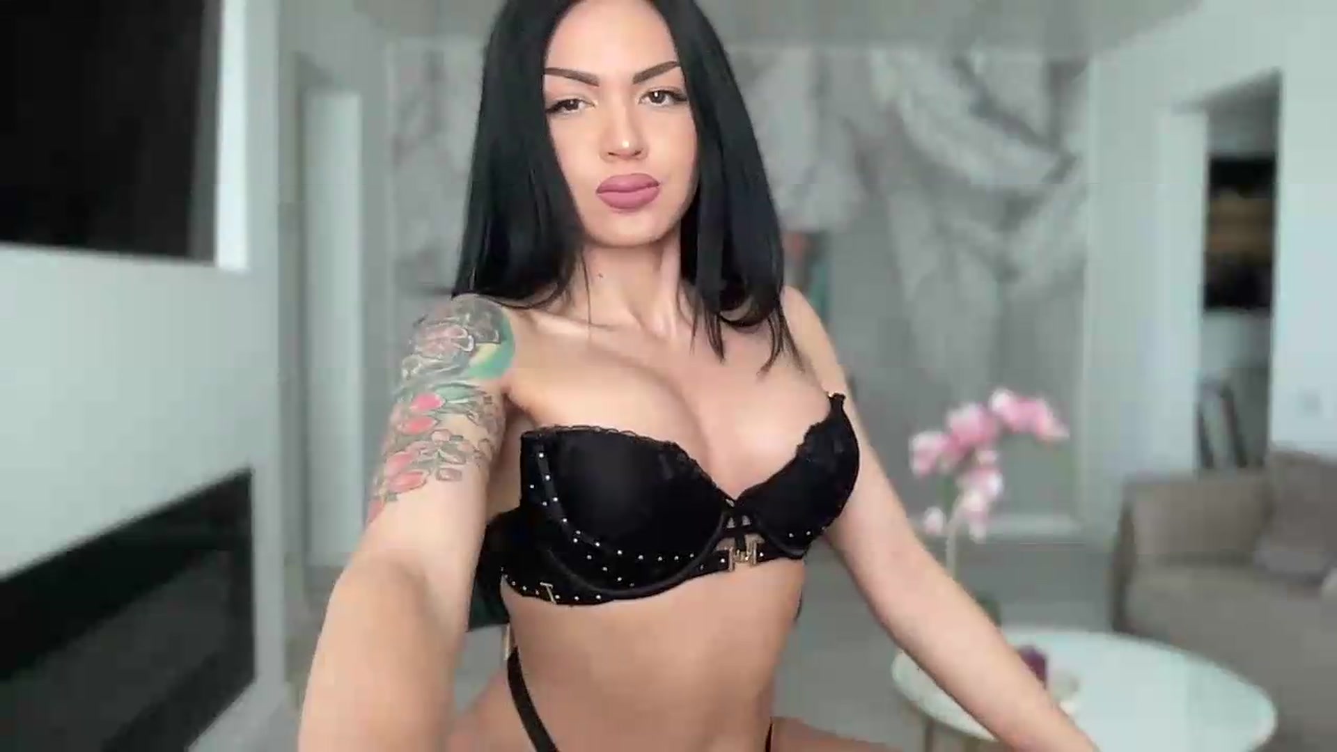 Gallery image thumbnail from BELLADIANA's myfreecams stream on, 07/07/2026, 10:41 image 11 of 20