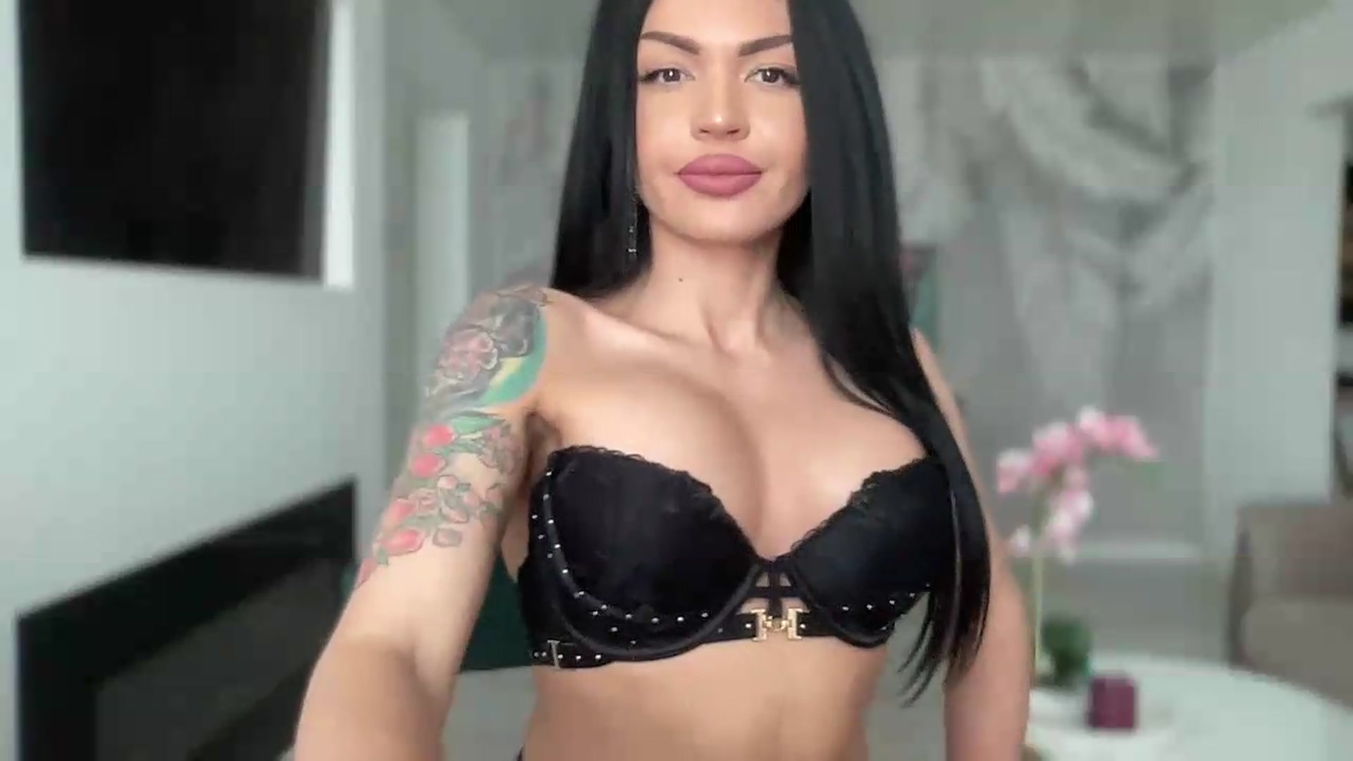 Gallery image thumbnail from BELLADIANA's myfreecams stream on, 07/07/2026, 11:46 image 2 of 20