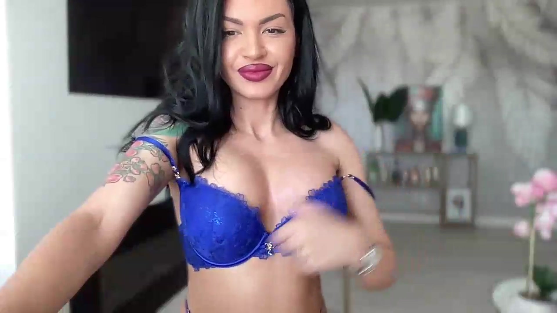 Gallery image thumbnail from BELLADIANA's myfreecams stream on, 07/10/2026, 07:35 image 19 of 20