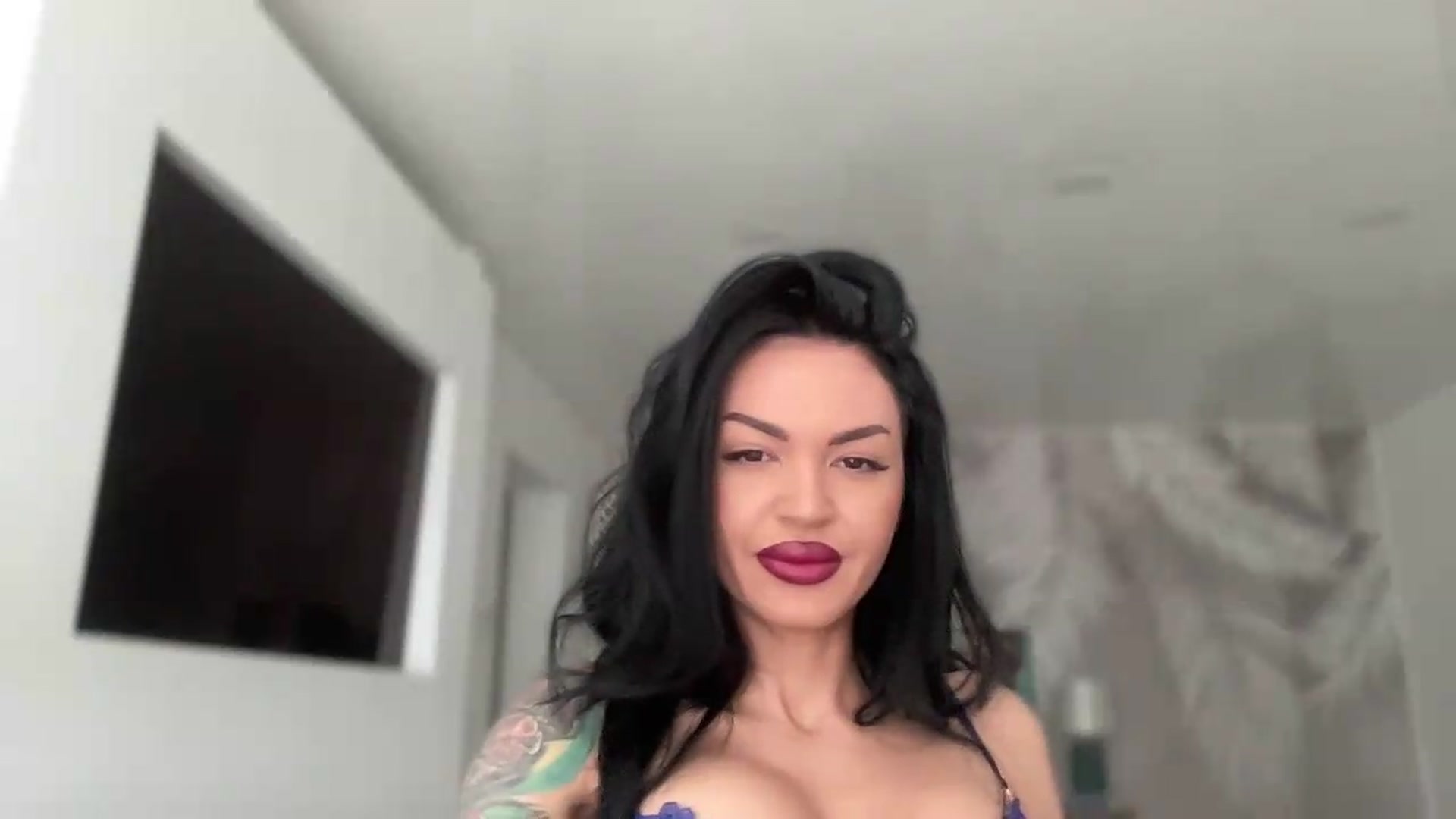 Gallery image thumbnail from BELLADIANA's myfreecams stream on, 07/10/2026, 07:35 image 4 of 20