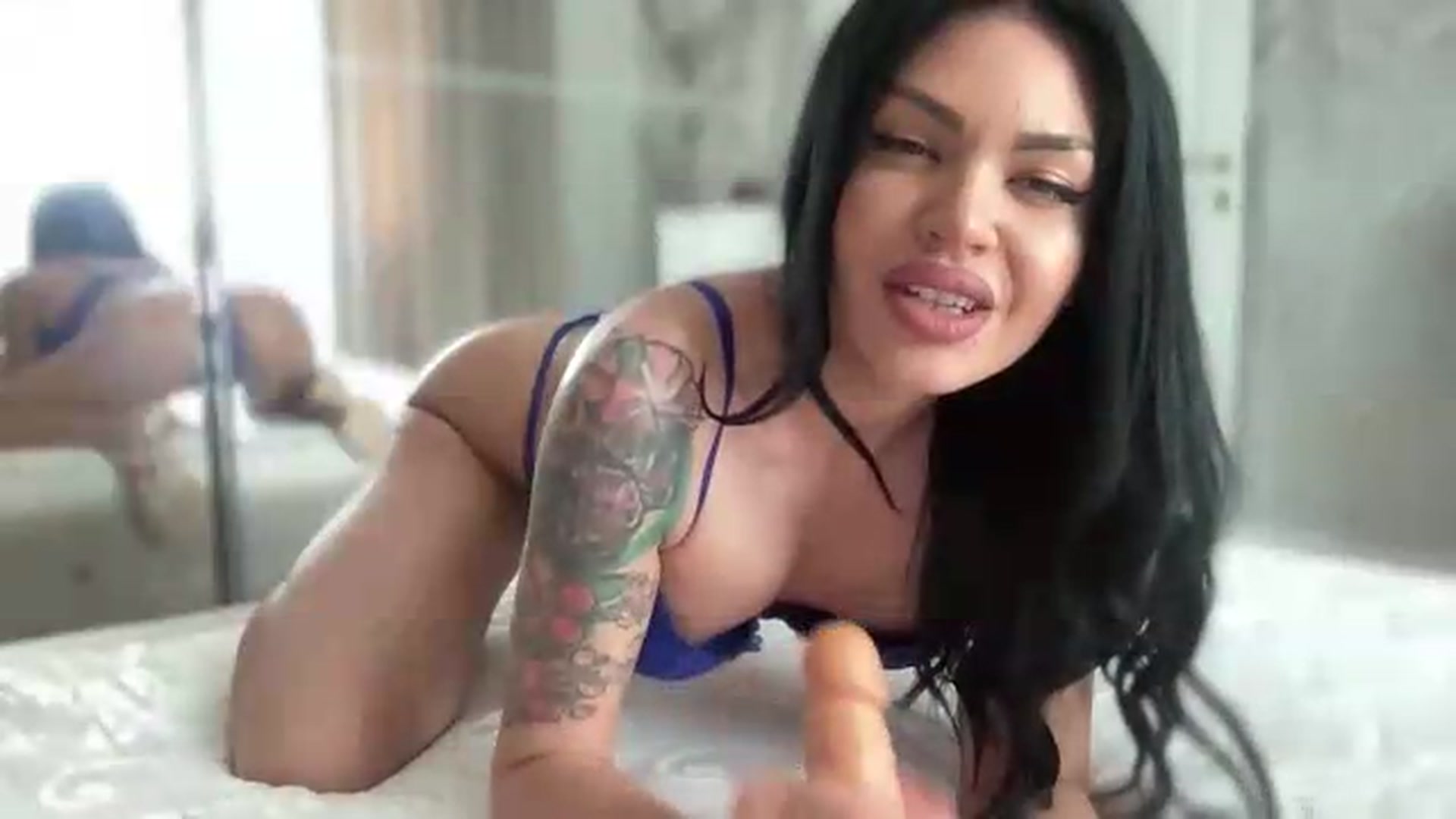 Gallery image thumbnail from BELLADIANA's myfreecams stream on, 07/13/2026, 10:09 image 9 of 20