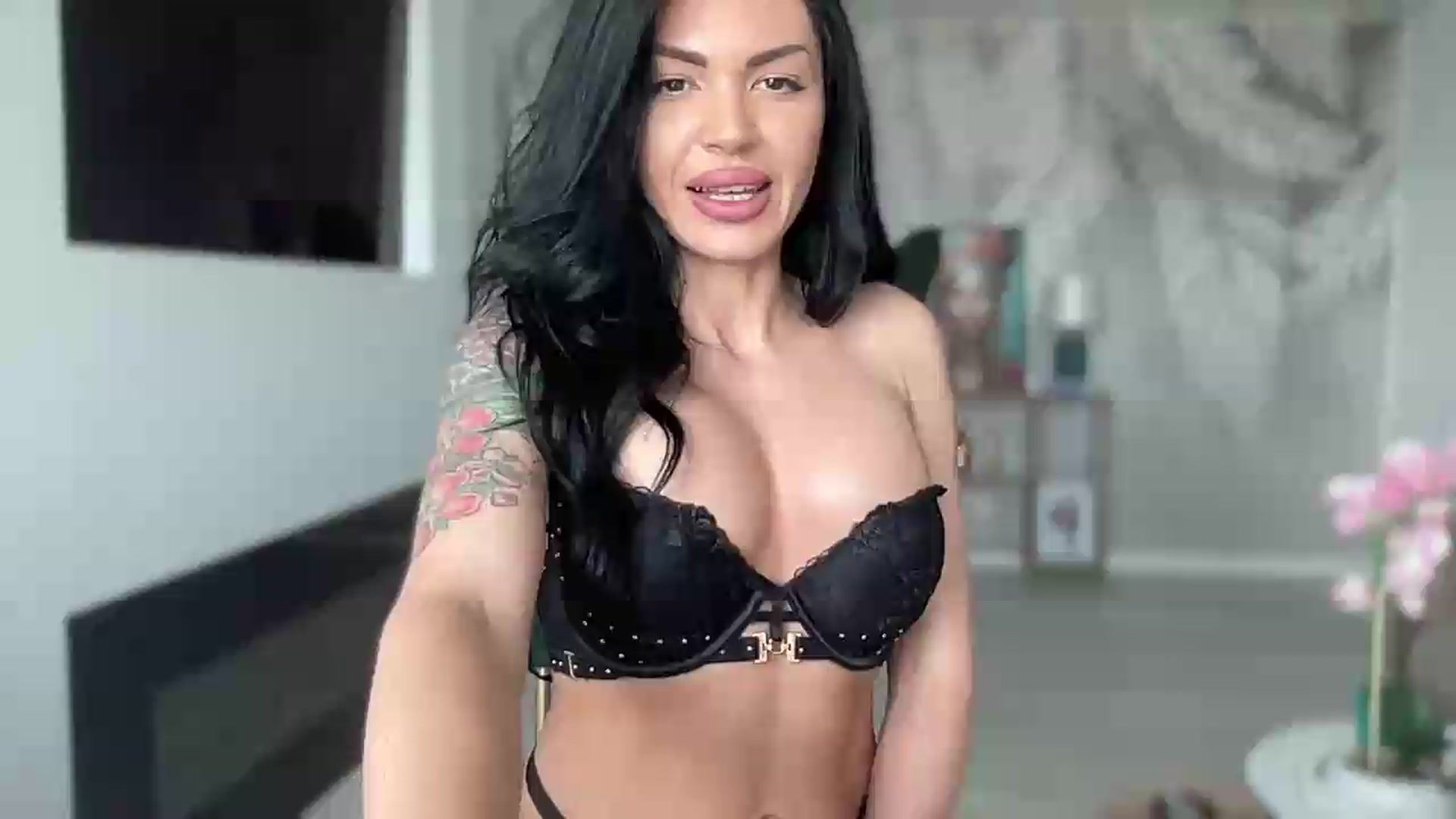 Gallery image thumbnail from BELLADIANA's myfreecams stream on, 07/14/2026, 11:01 image 12 of 20