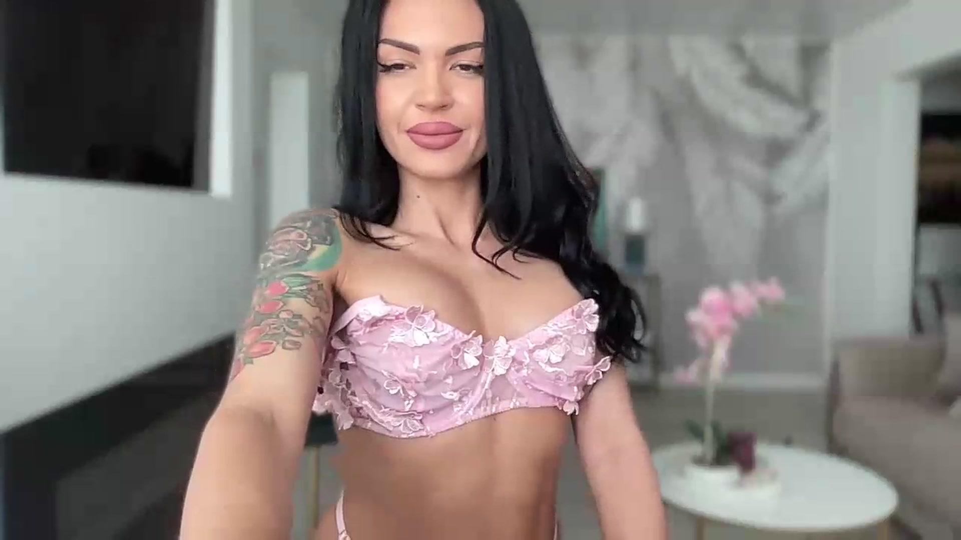 Gallery image thumbnail from BELLADIANA's myfreecams stream on, 07/15/2026, 12:09 image 6 of 20