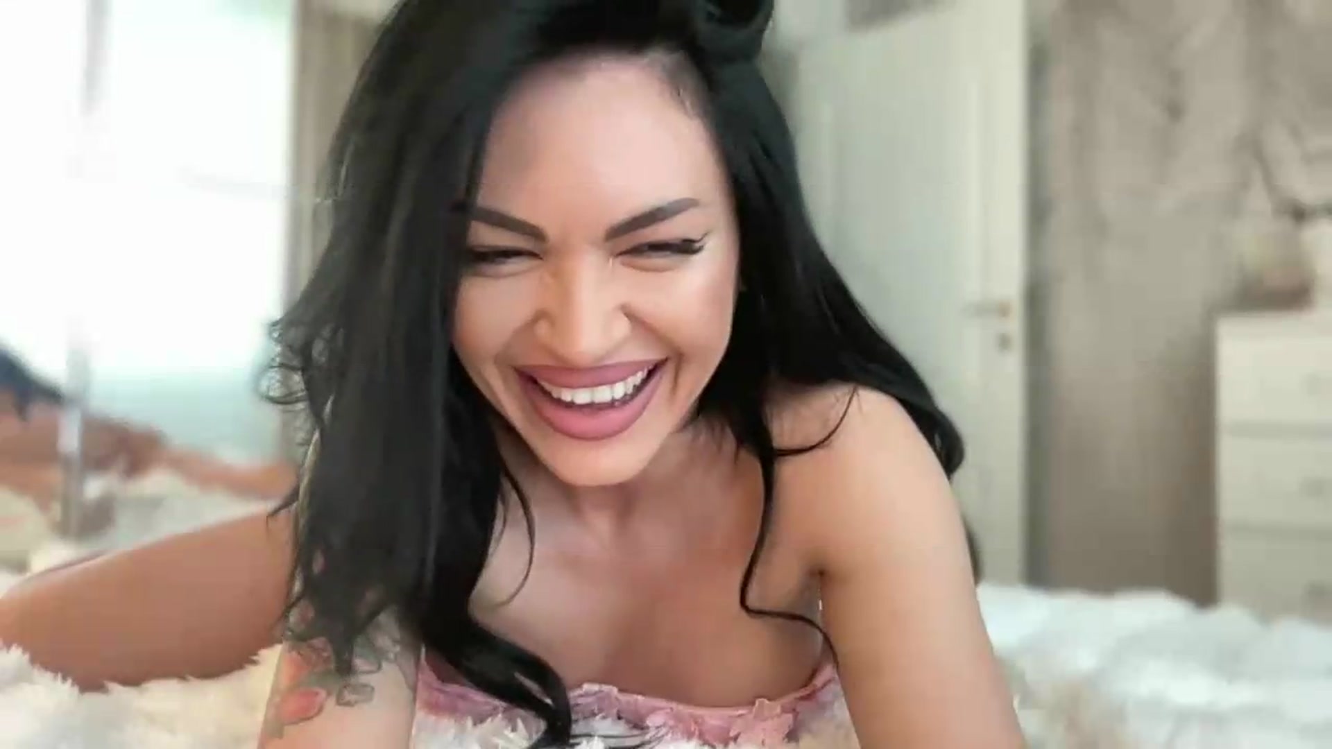 Gallery image thumbnail from BELLADIANA's myfreecams stream on, 07/15/2026, 15:20 image 16 of 20