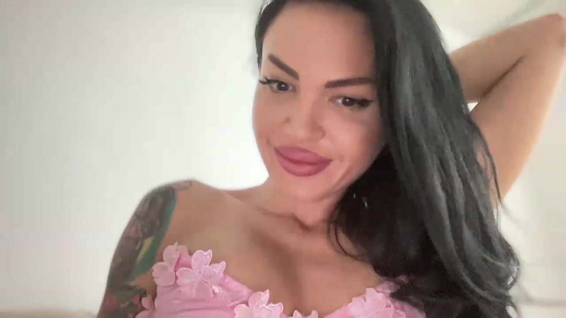 Gallery image thumbnail from BELLADIANA's myfreecams stream on, 07/15/2026, 16:23 image 18 of 20