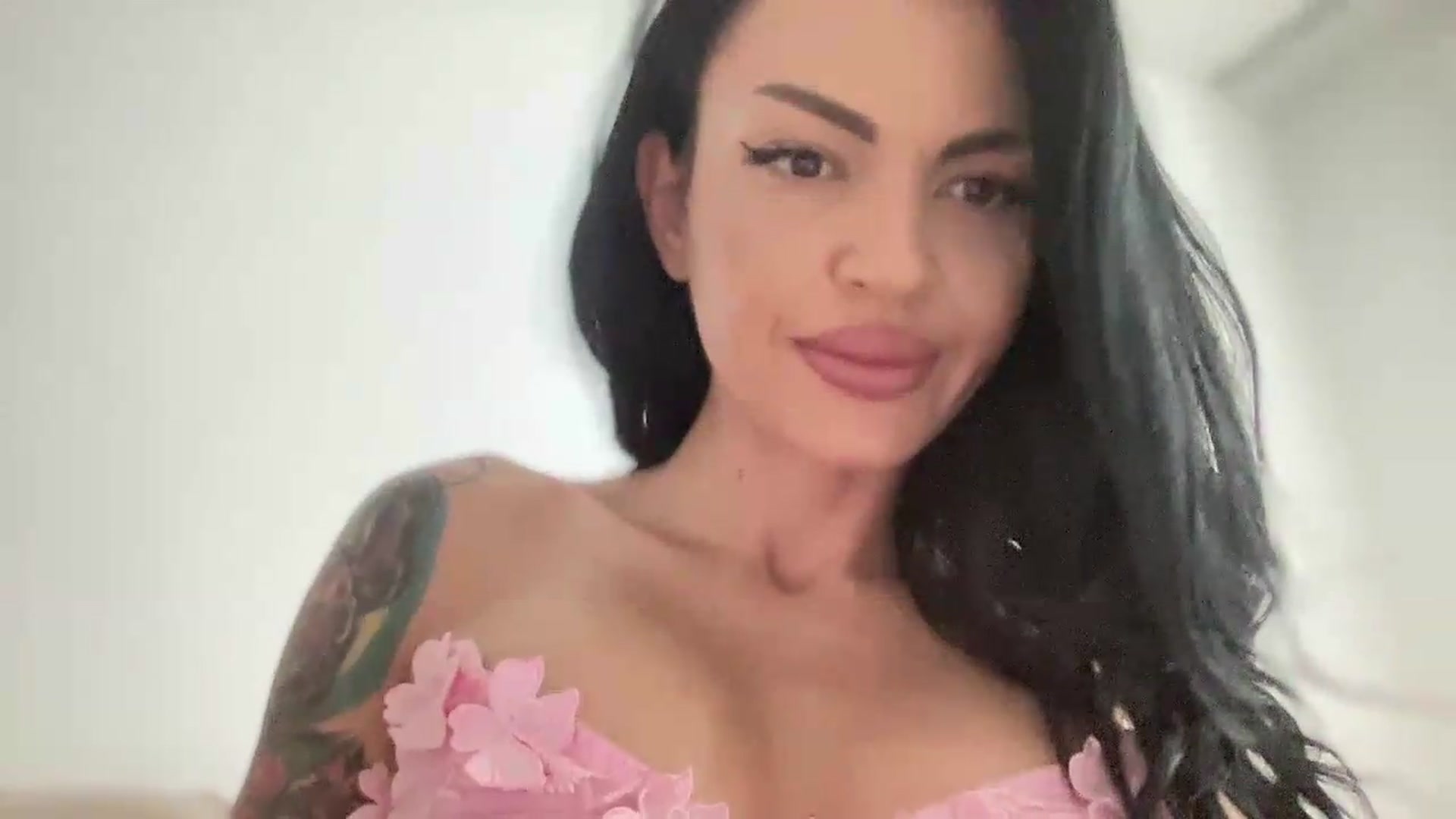 Gallery image thumbnail from BELLADIANA's myfreecams stream on, 07/15/2026, 16:23 image 19 of 20