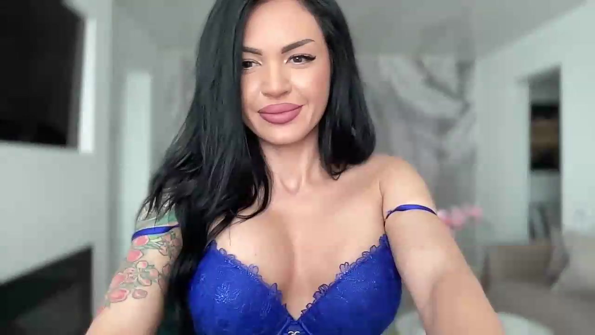 Gallery image thumbnail from BELLADIANA's myfreecams stream on, 07/16/2026, 12:01 image 5 of 20