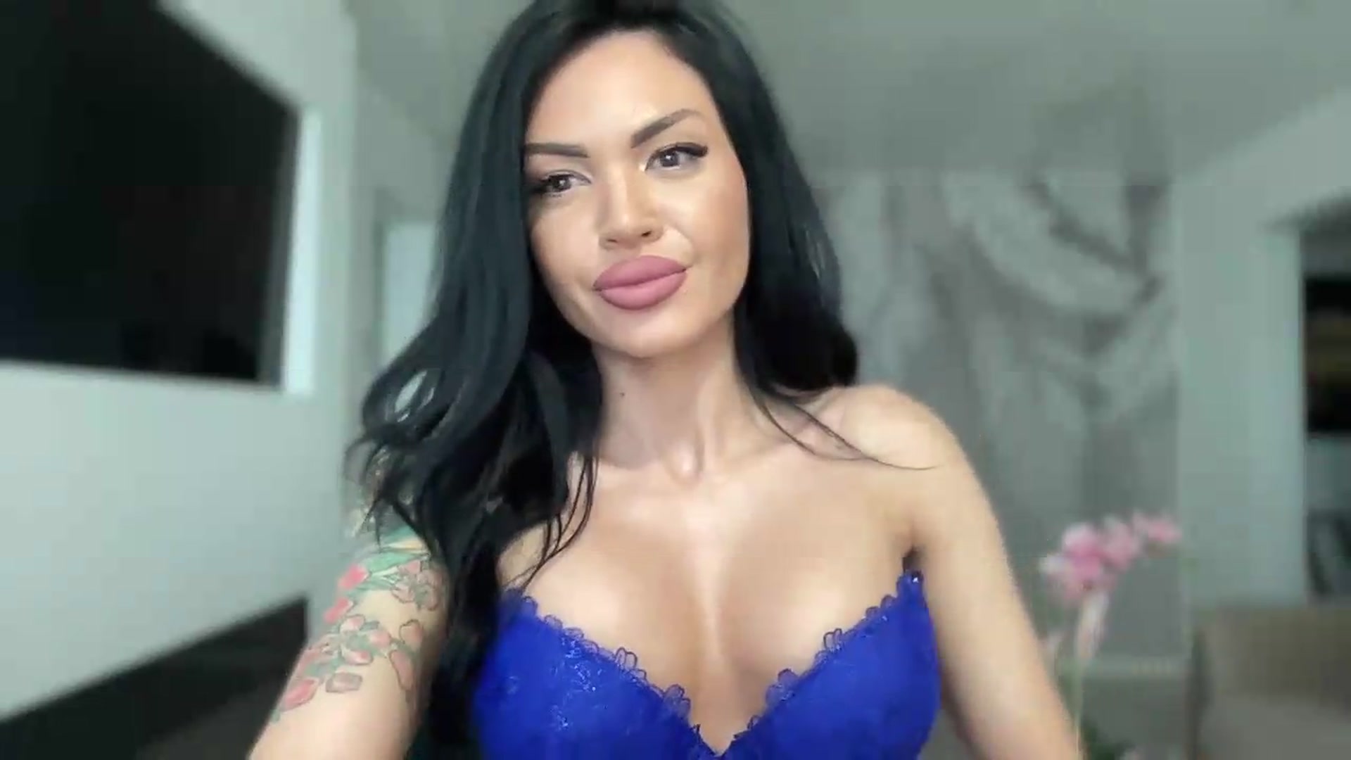 Gallery image thumbnail from BELLADIANA's myfreecams stream on, 07/16/2026, 16:45 image 2 of 20