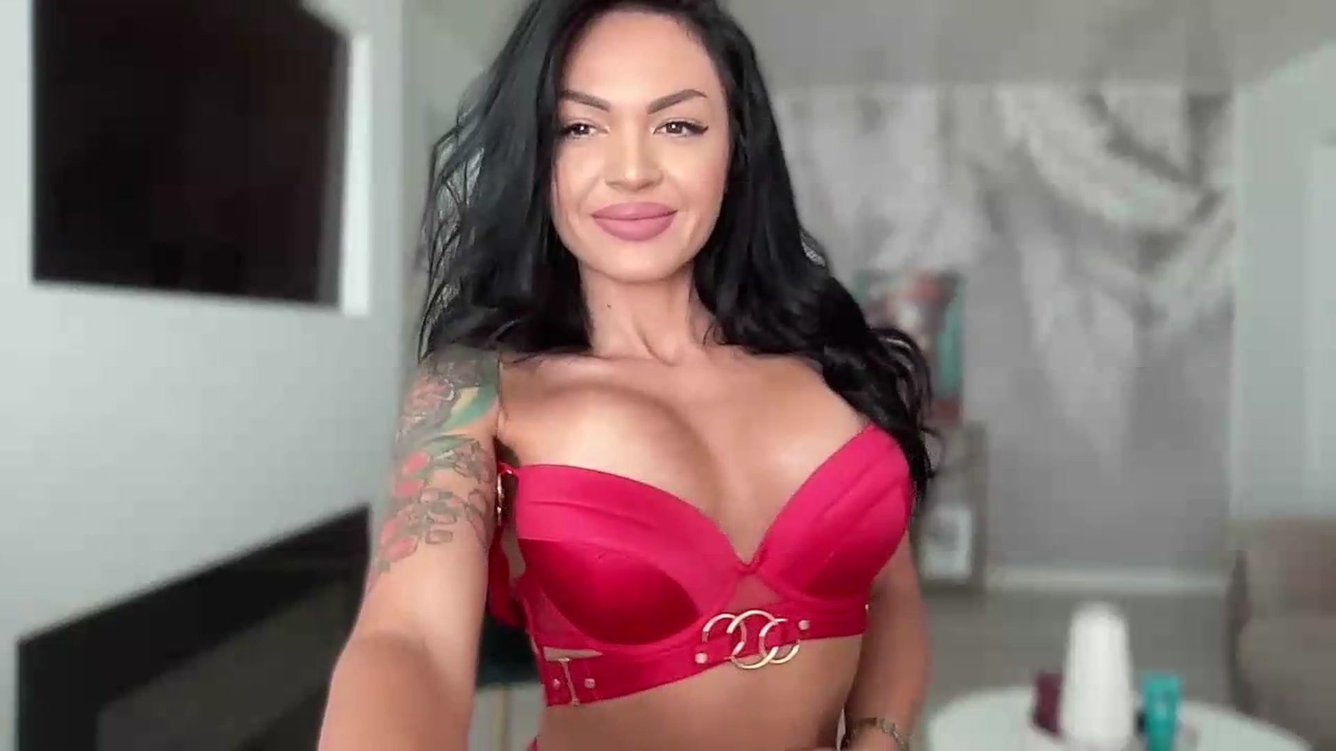 Gallery image thumbnail from BELLADIANA's myfreecams stream on, 07/28/2026, 08:39 image 18 of 20
