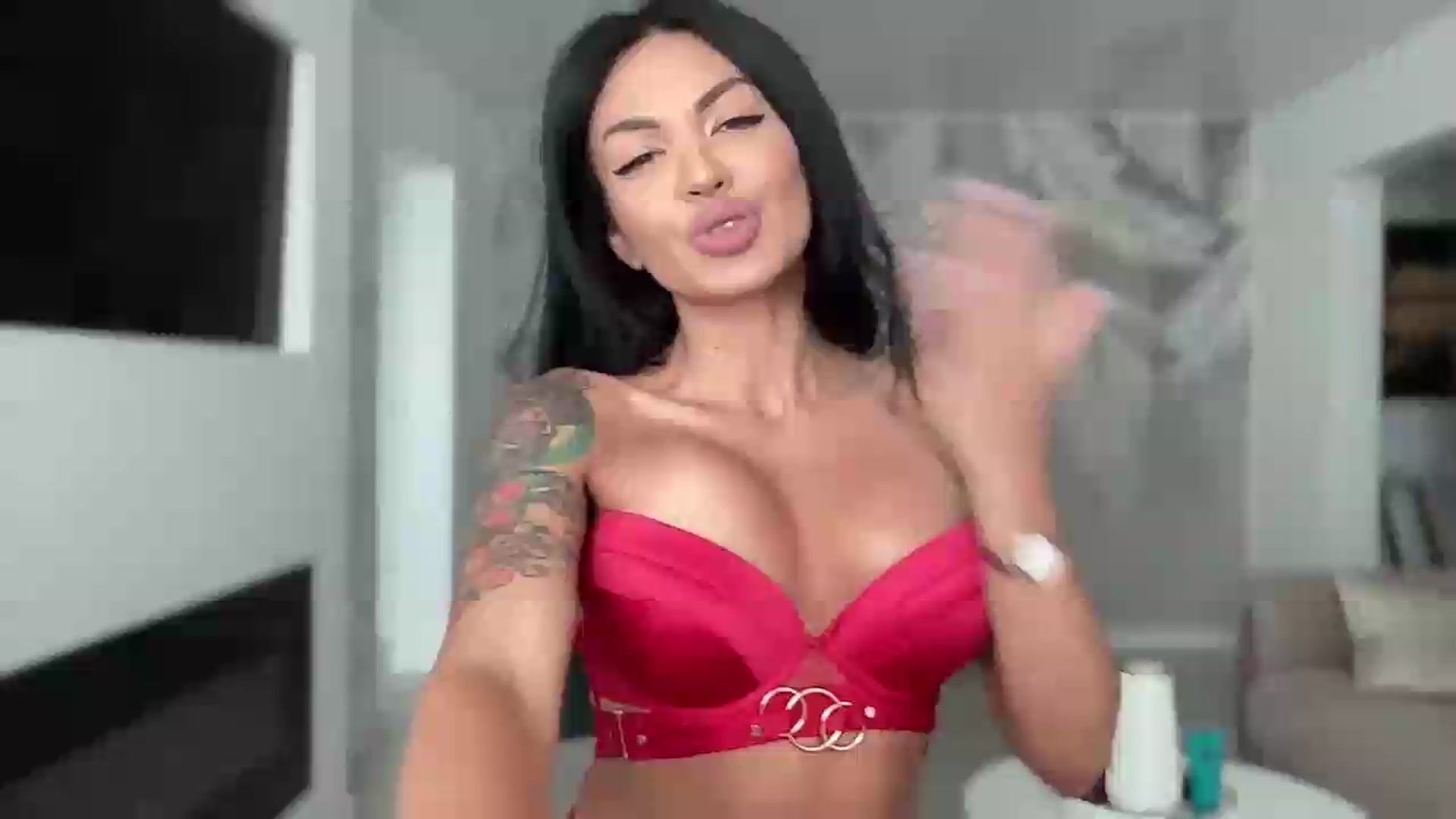 Gallery image thumbnail from BELLADIANA's myfreecams stream on, 07/28/2026, 11:23 image 4 of 20