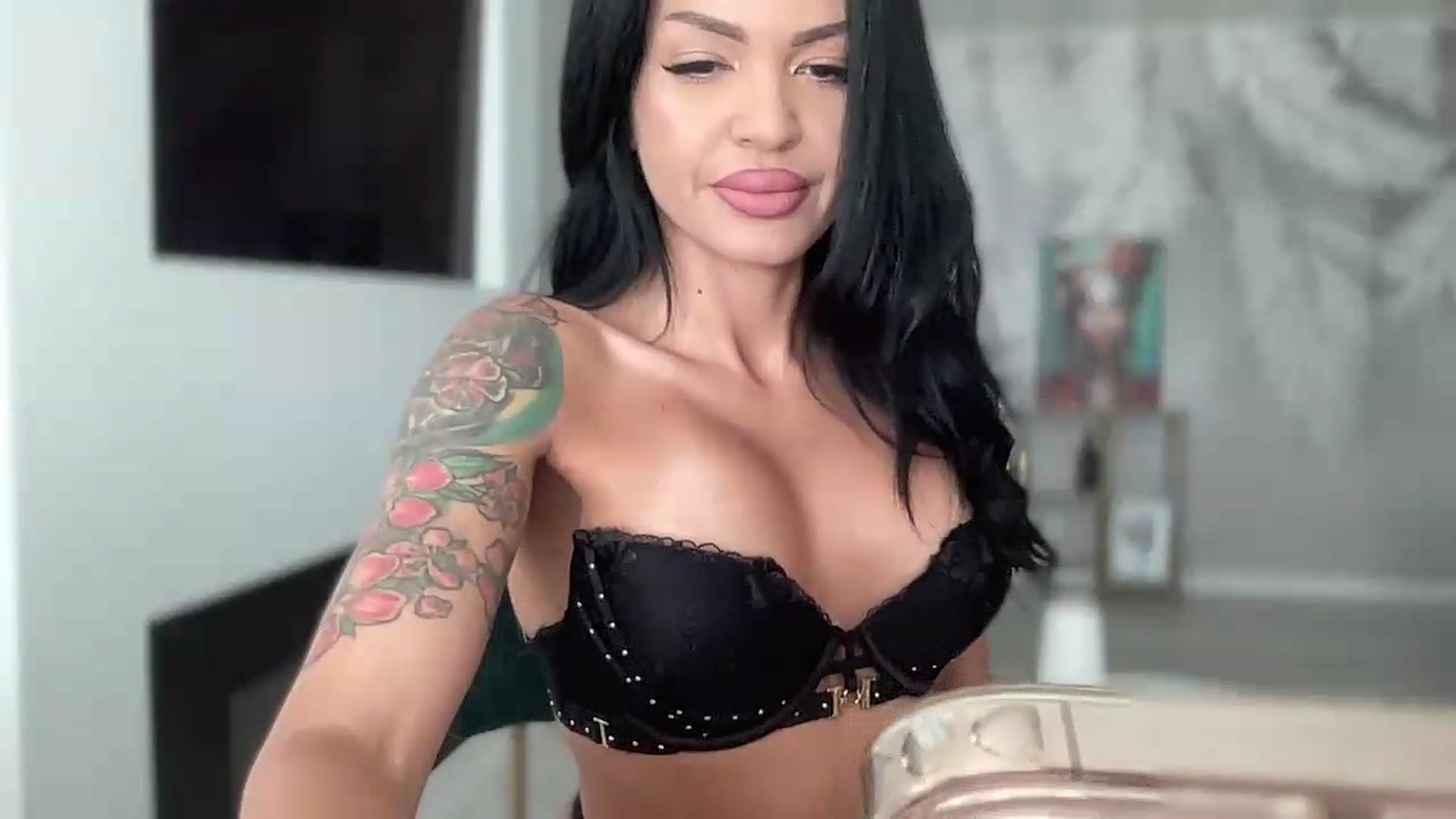 Gallery image thumbnail from BELLADIANA's myfreecams stream on, 07/29/2026, 09:04 image 7 of 20