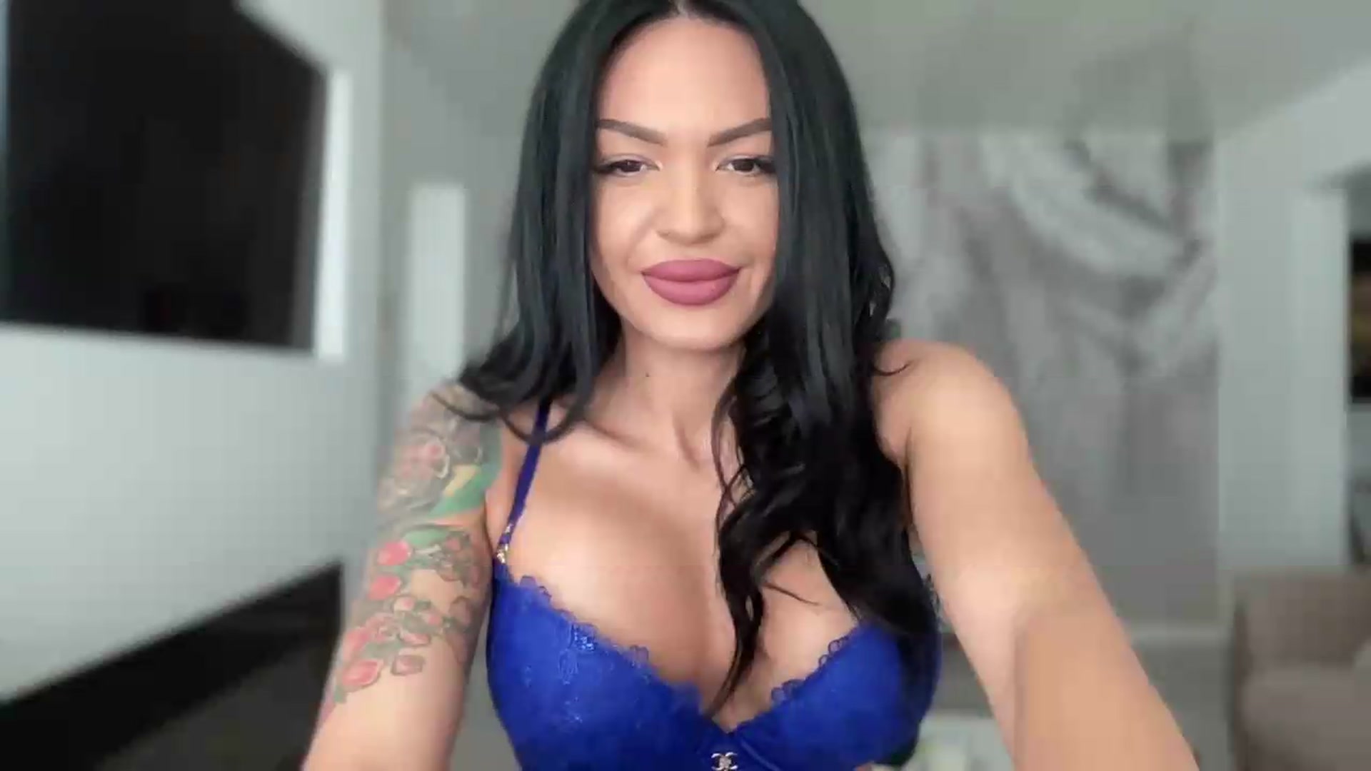 Gallery image thumbnail from BELLADIANA's myfreecams stream on, 08/11/2026, 09:40 image 14 of 20