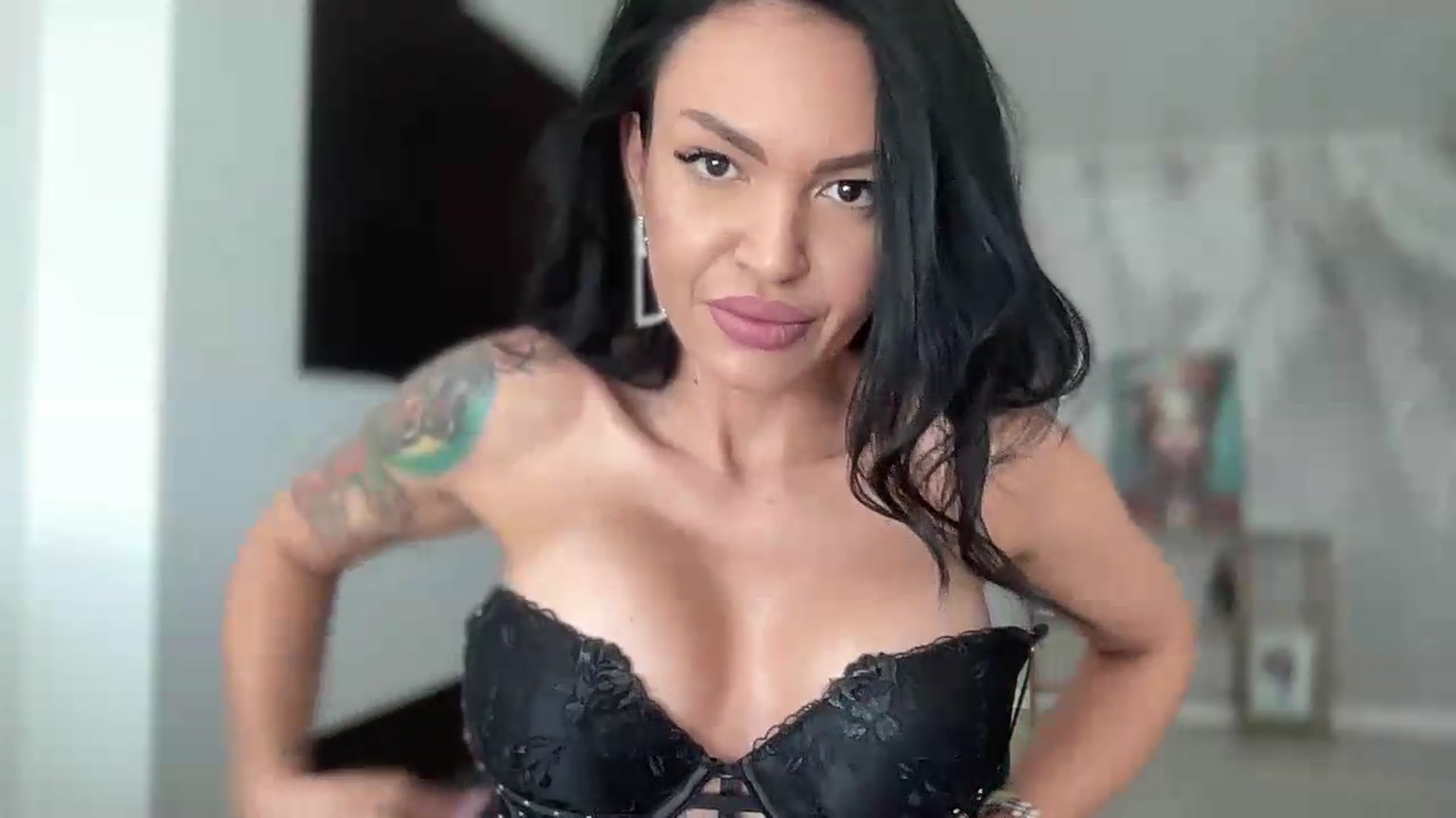 Gallery image thumbnail from BELLADIANA's myfreecams stream on, 08/12/2026, 09:23 image 3 of 20
