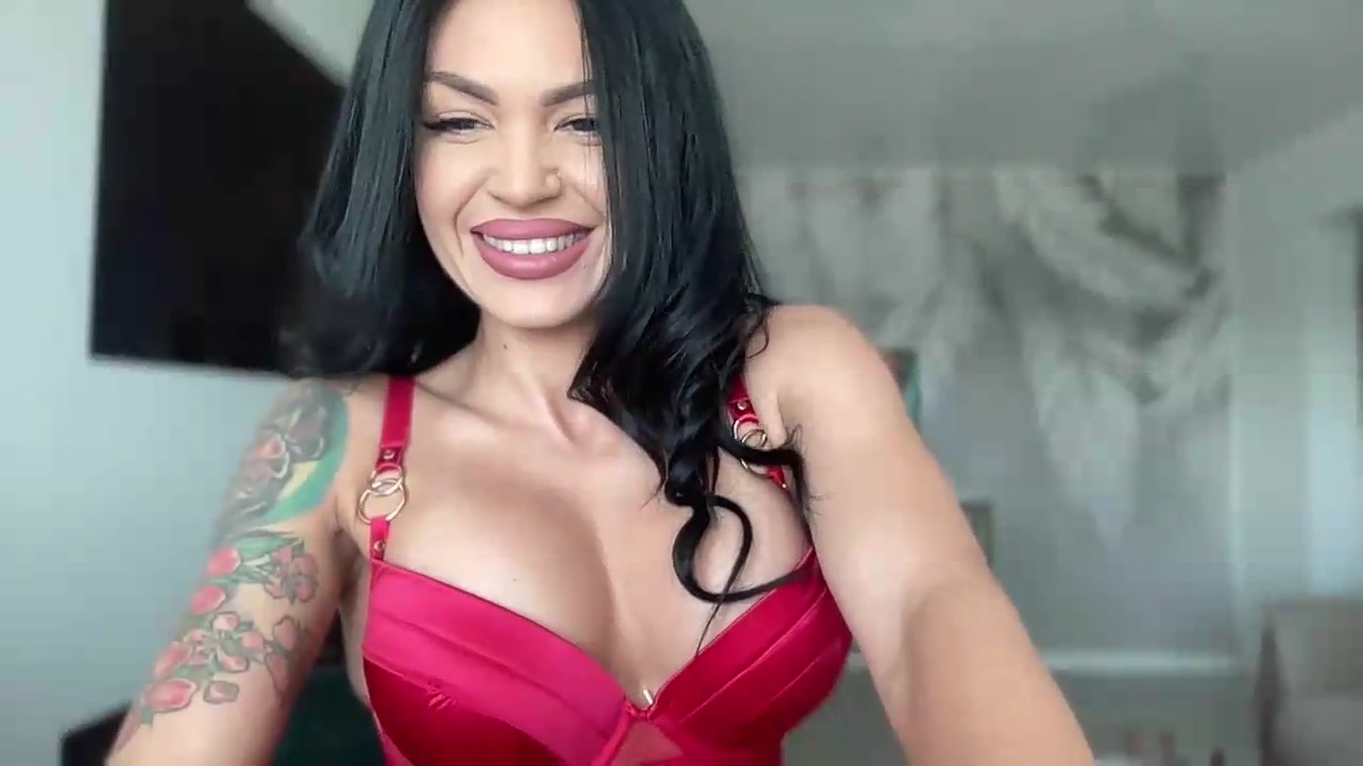 Gallery image thumbnail from BELLADIANA's myfreecams stream on, 08/13/2026, 10:55 image 10 of 20