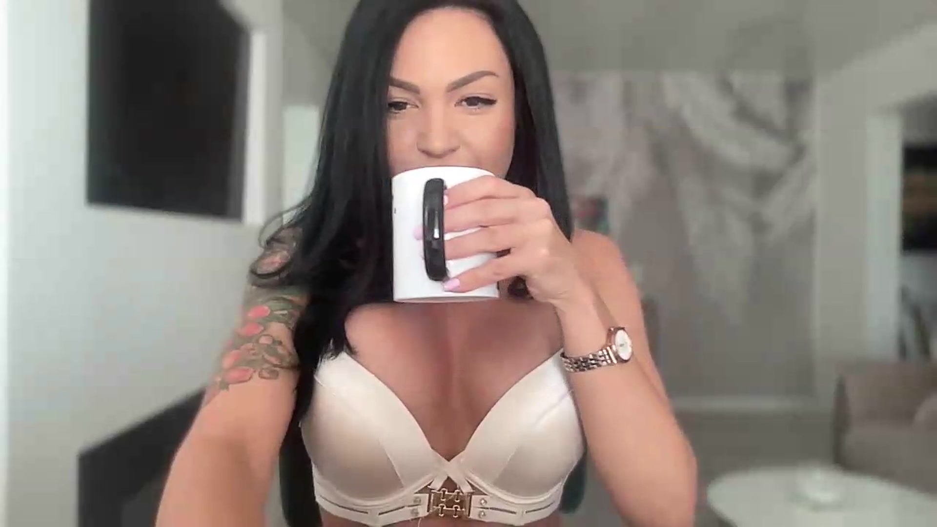 Gallery image thumbnail from BELLADIANA's myfreecams stream on, 08/18/2026, 07:41 image 10 of 20