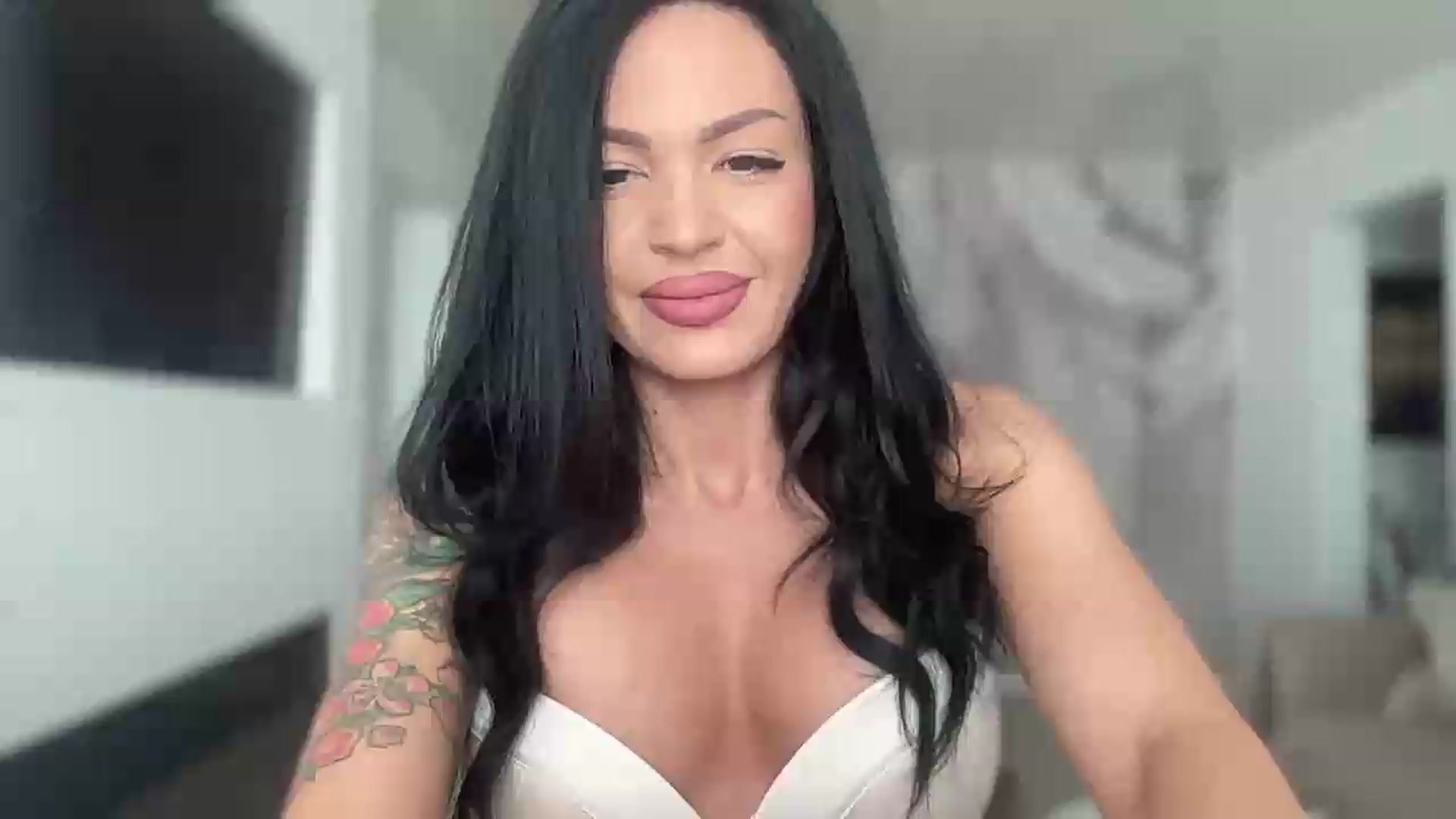 Gallery image thumbnail from BELLADIANA's myfreecams stream on, 08/18/2026, 08:19 image 1 of 20