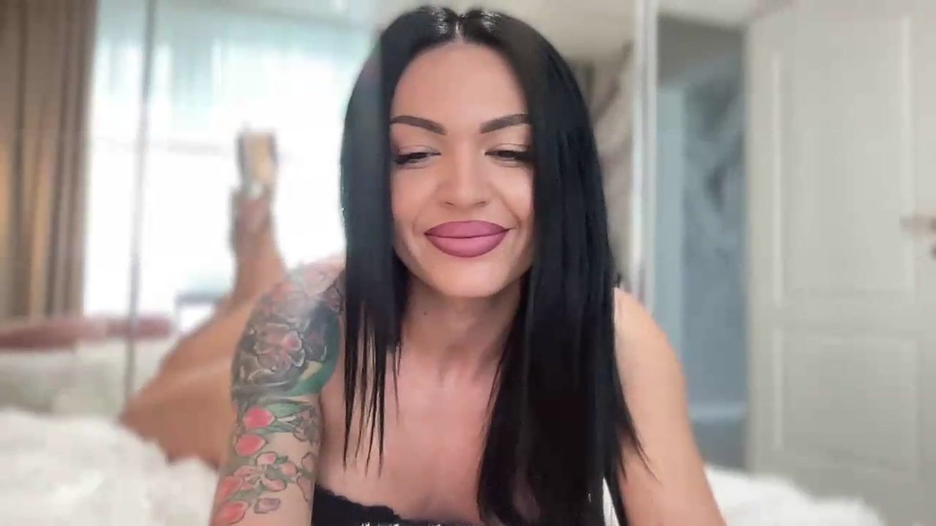 Gallery image thumbnail from BELLADIANA's myfreecams stream on, 08/26/2026, 09:39 image 2 of 20