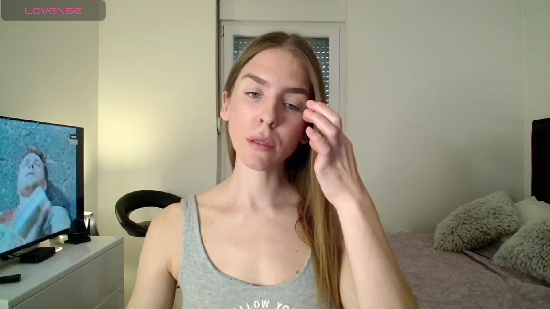 Gallery image thumbnail from BELLA_'s myfreecams stream on, 05/01/2026, 16:41 image 16 of 20