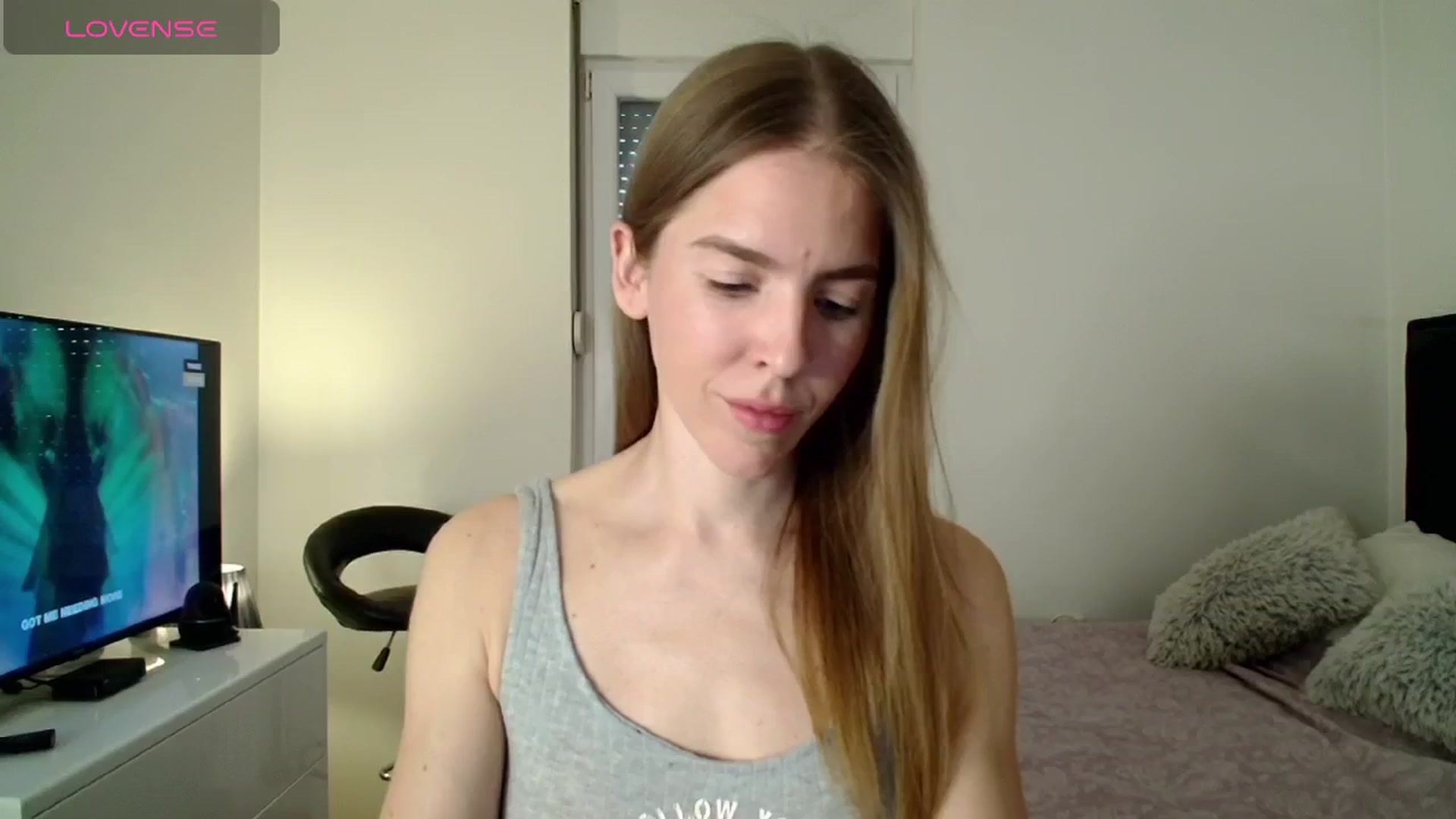 Gallery image thumbnail from BELLA_'s myfreecams stream on, 05/01/2026, 16:41 image 5 of 20