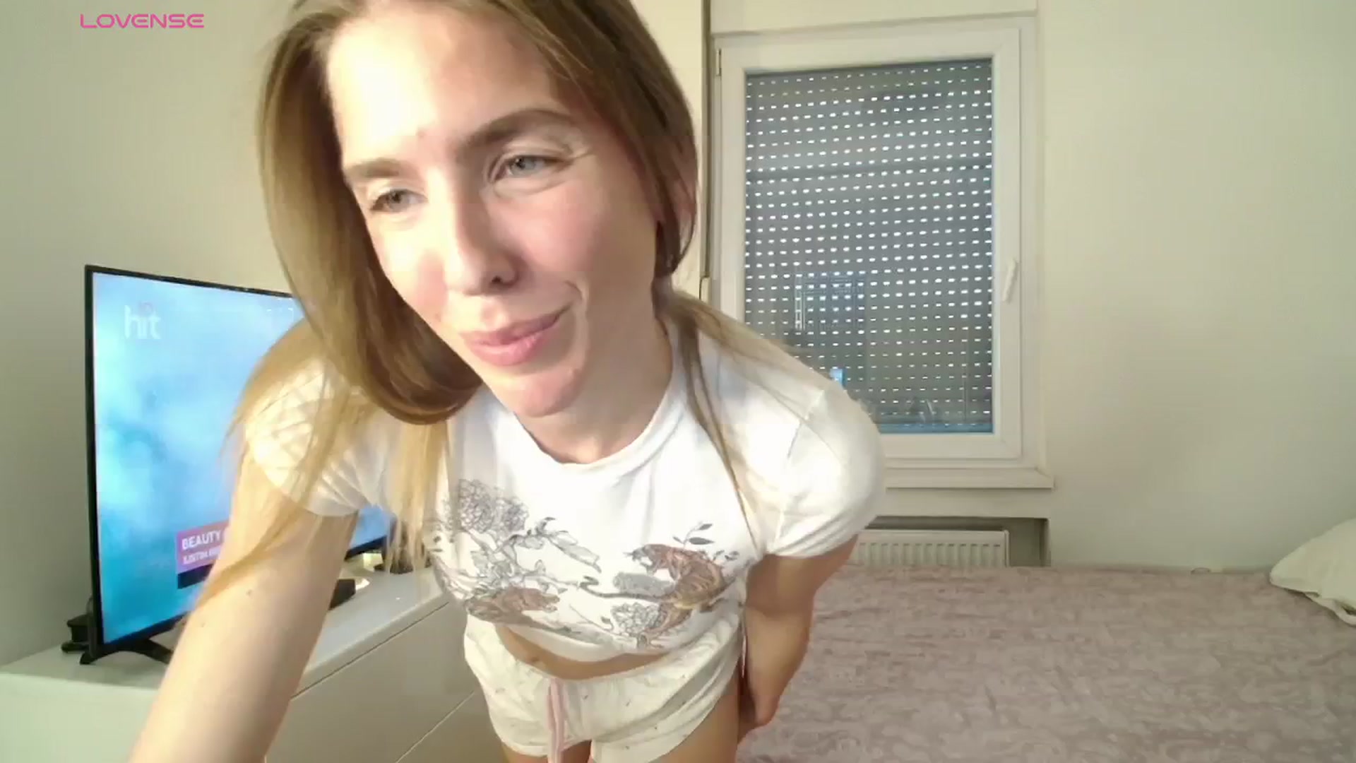 Gallery image thumbnail from BELLA_'s myfreecams stream on, 05/03/2026, 16:35 image 8 of 20
