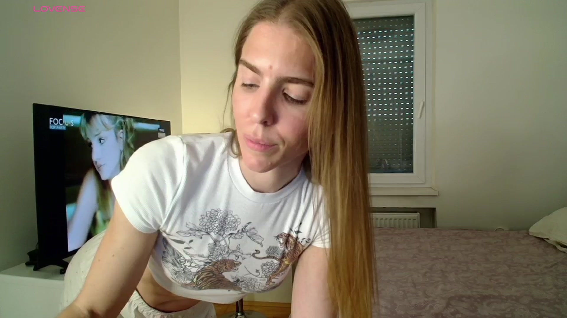 Gallery image thumbnail from BELLA_'s myfreecams stream on, 05/03/2026, 19:45 image 4 of 20