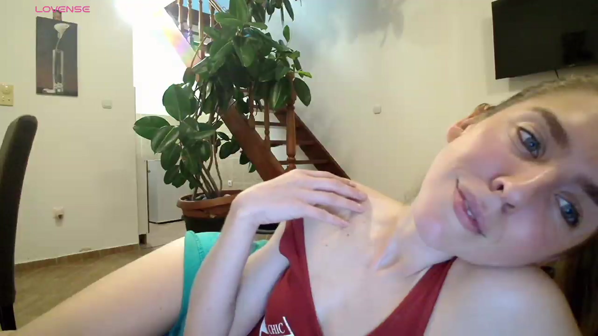 Gallery image thumbnail from BELLA_'s myfreecams stream on, 05/08/2026, 18:33 image 7 of 20