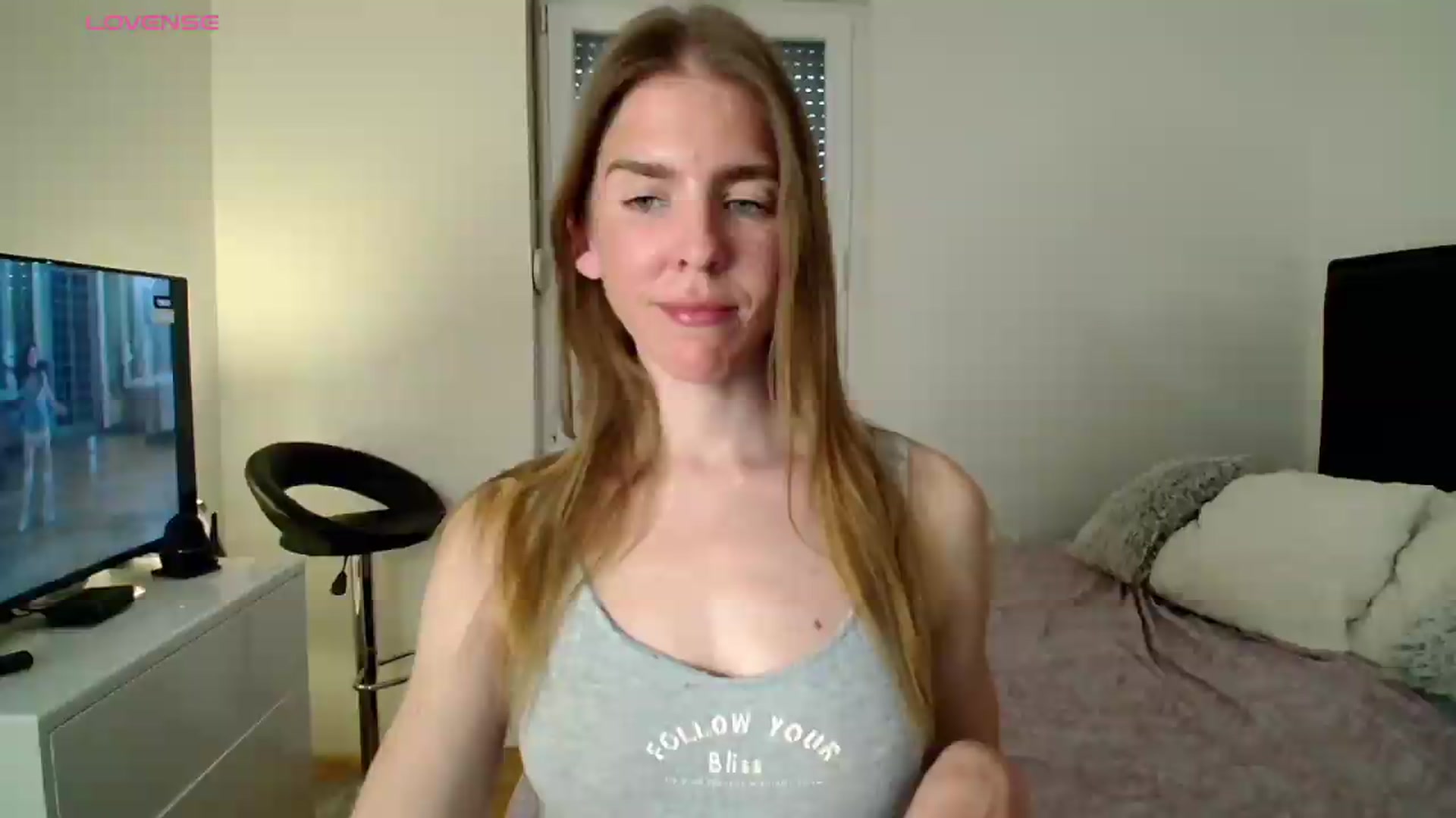 Gallery image thumbnail from BELLA_'s myfreecams stream on, 05/14/2026, 18:19 image 1 of 20