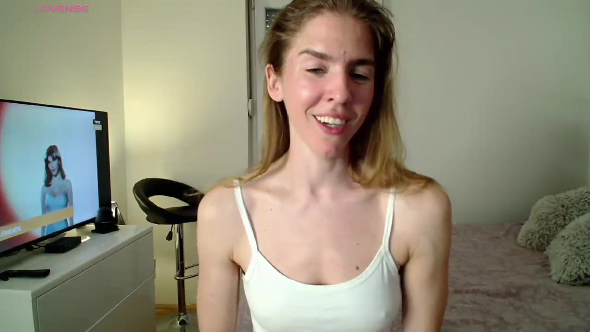 Gallery image thumbnail from BELLA_'s myfreecams stream on, 05/15/2026, 17:21 image 7 of 20
