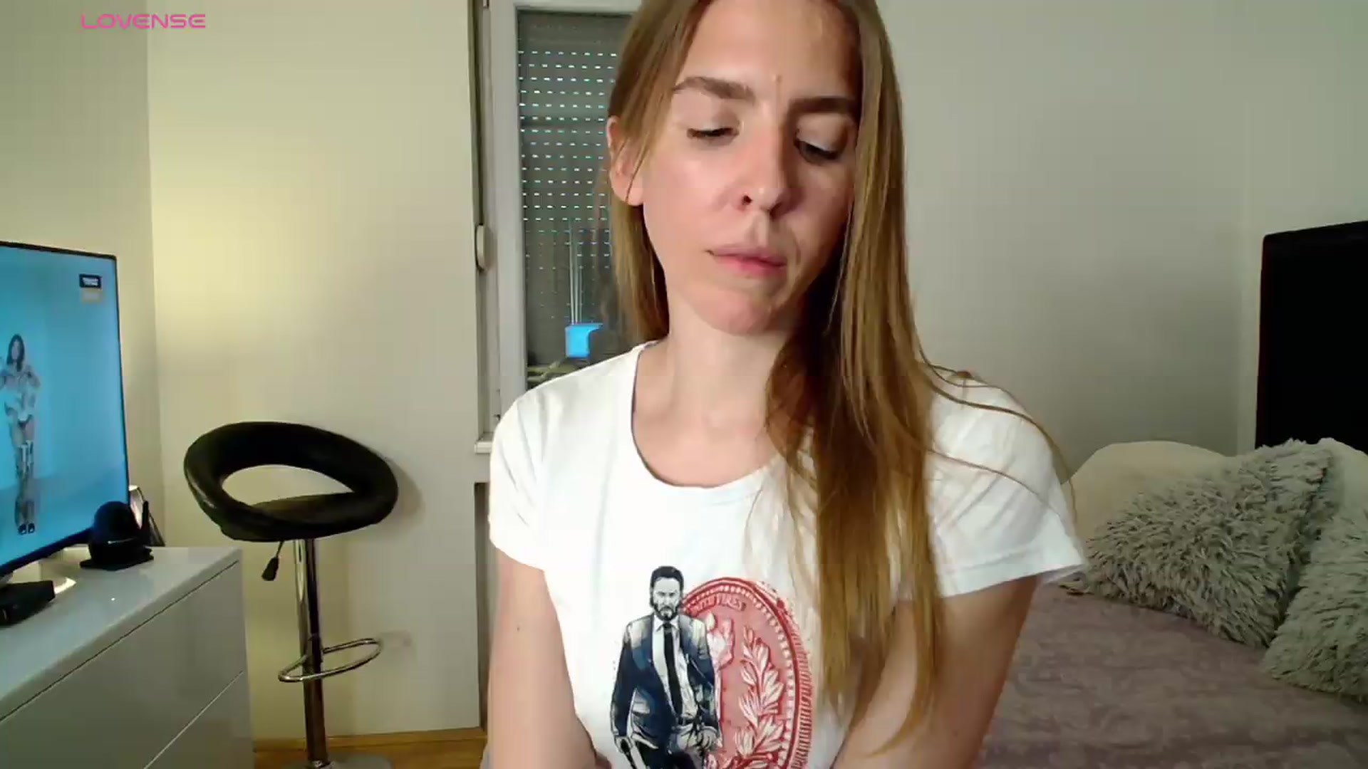 Gallery image thumbnail from BELLA_'s myfreecams stream on, 05/17/2026, 18:23 image 15 of 20