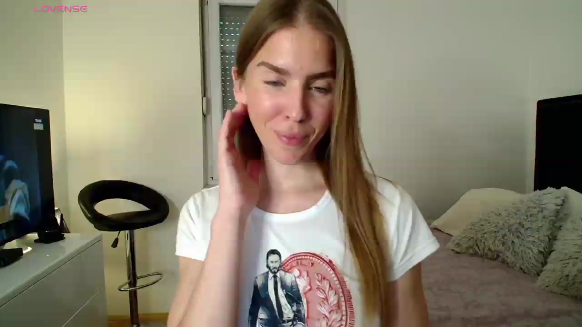 Gallery image thumbnail from BELLA_'s myfreecams stream on, 05/17/2026, 18:23 image 14 of 20