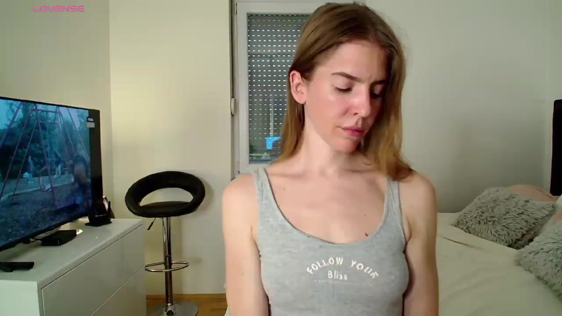 Gallery image thumbnail from BELLA_'s myfreecams stream on, 05/27/2026, 16:54 image 12 of 20