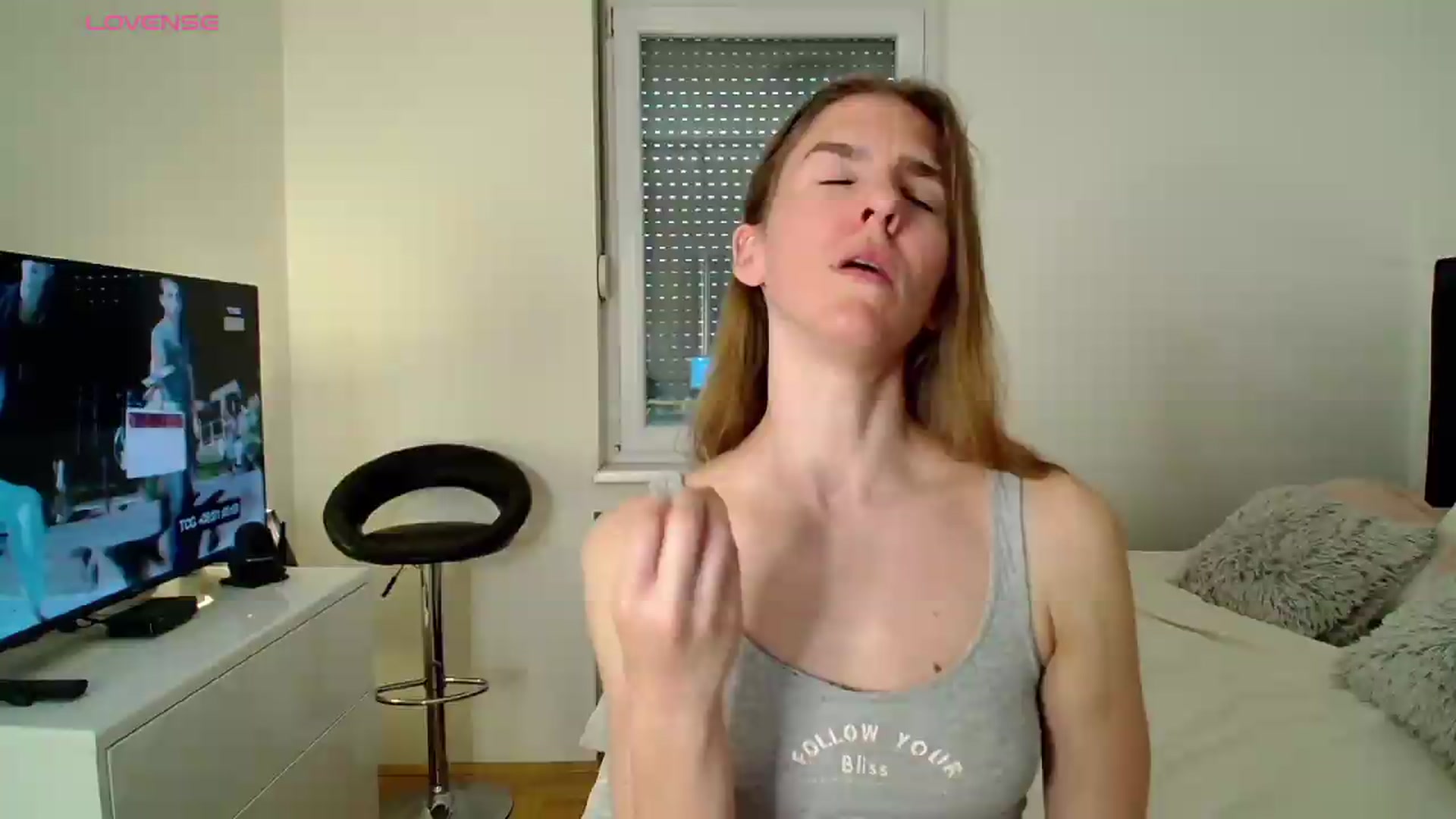 Gallery image thumbnail from BELLA_'s myfreecams stream on, 05/27/2026, 16:54 image 11 of 20