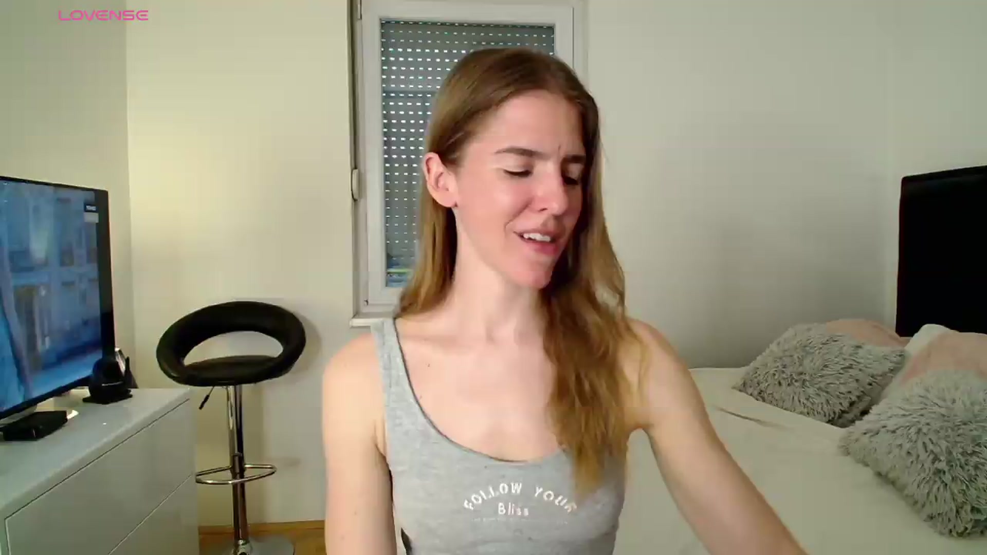 Gallery image thumbnail from BELLA_'s myfreecams stream on, 05/27/2026, 16:54 image 1 of 20