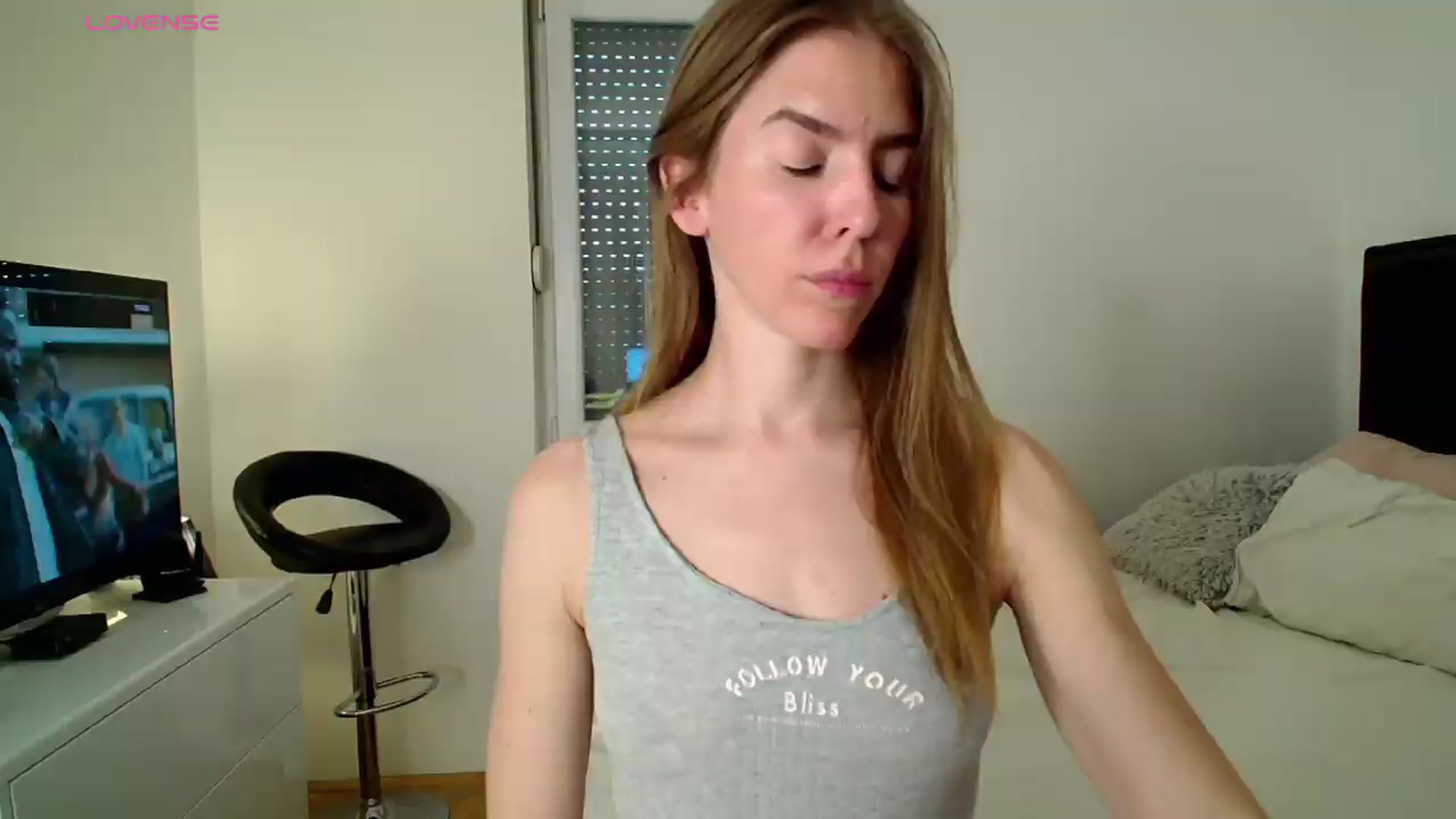 Gallery image thumbnail from BELLA_'s myfreecams stream on, 05/28/2026, 17:14 image 13 of 20